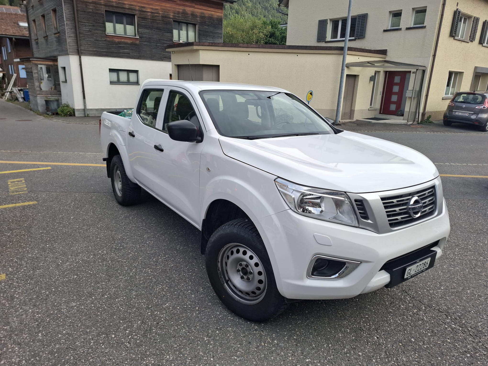 NISSAN Navara Double Cab Visia 2.3 dCi 4WD