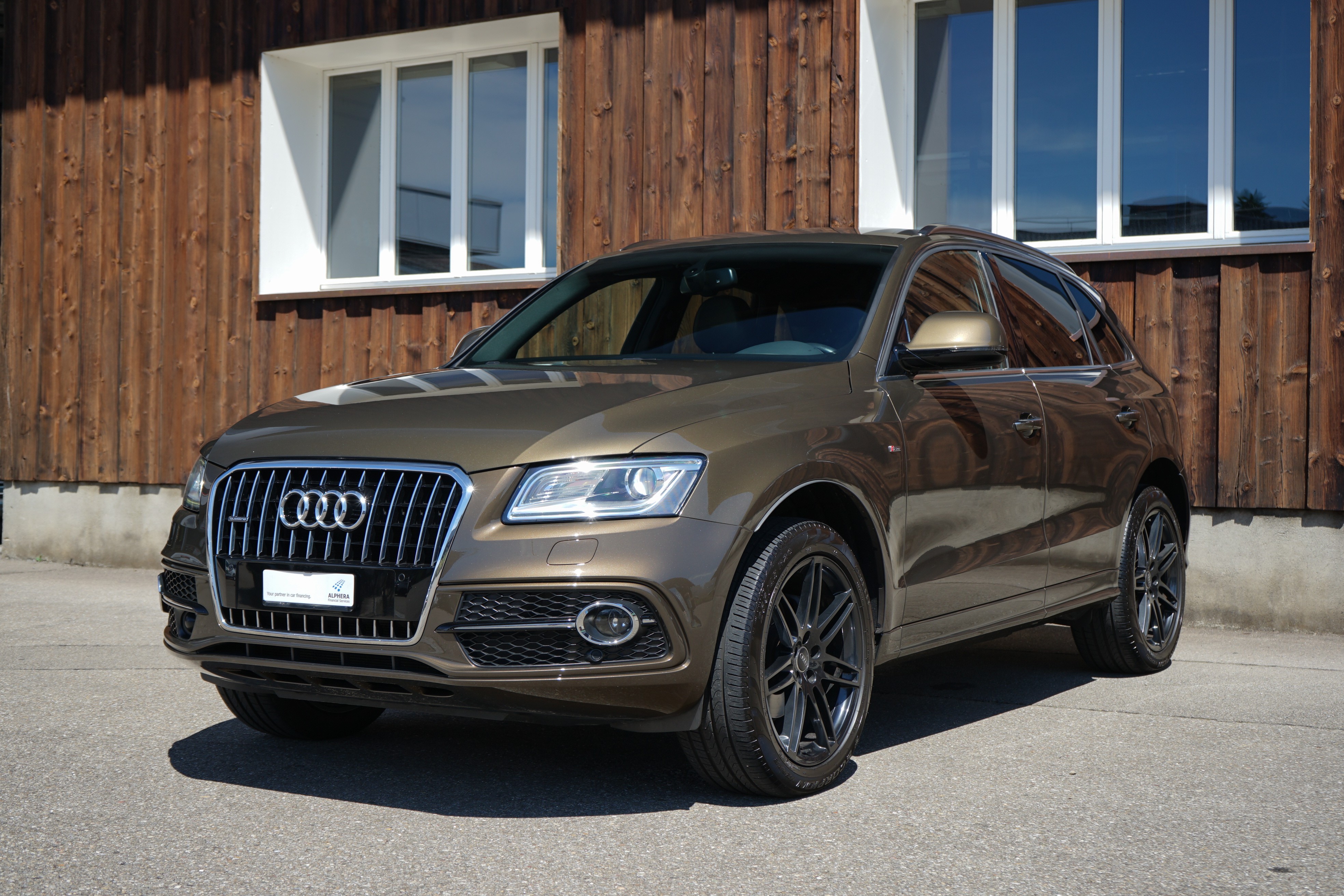 AUDI Q5 2.0 TDI quattro S-tronic