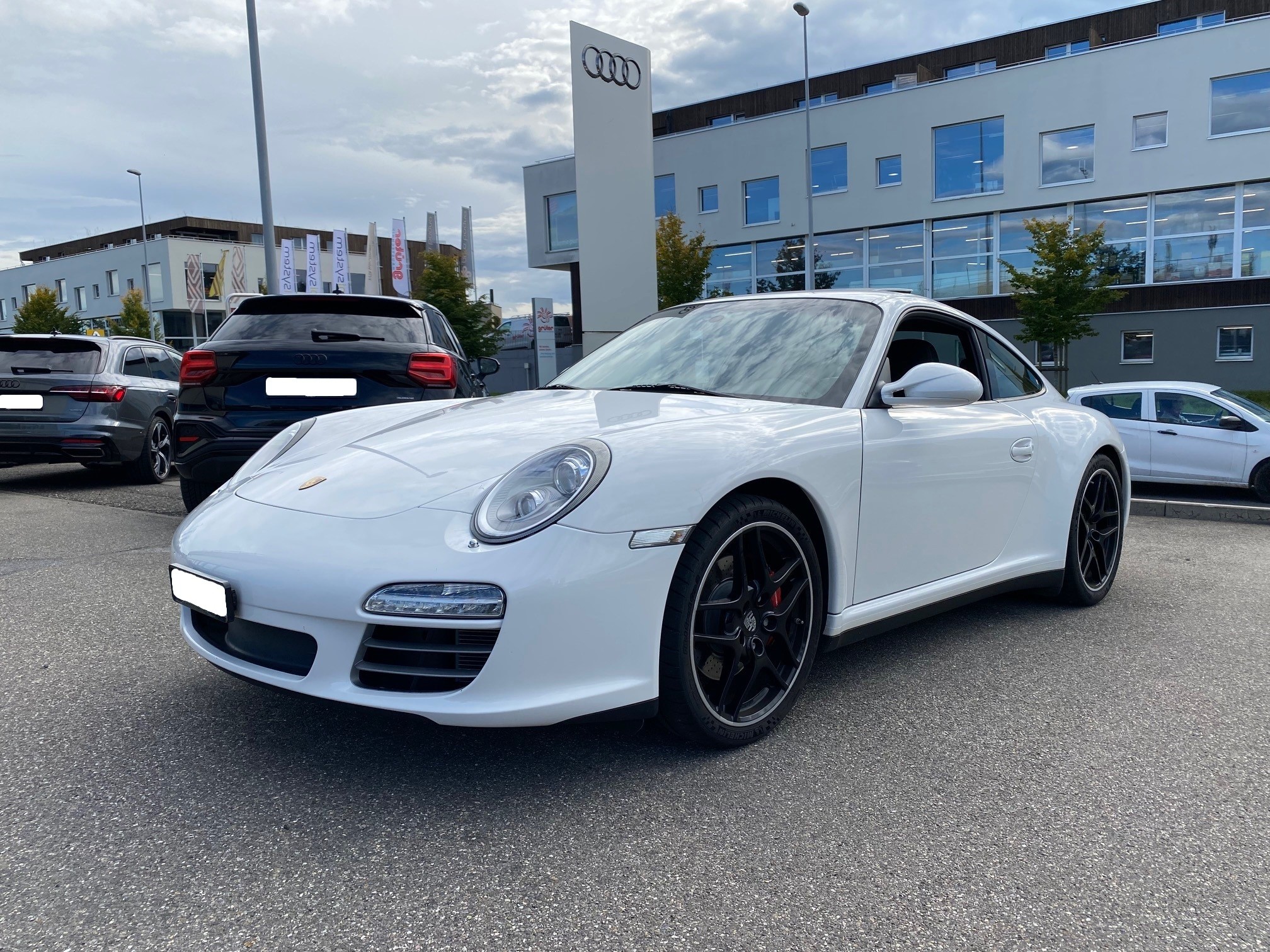 PORSCHE 911 Carrera 4S PDK