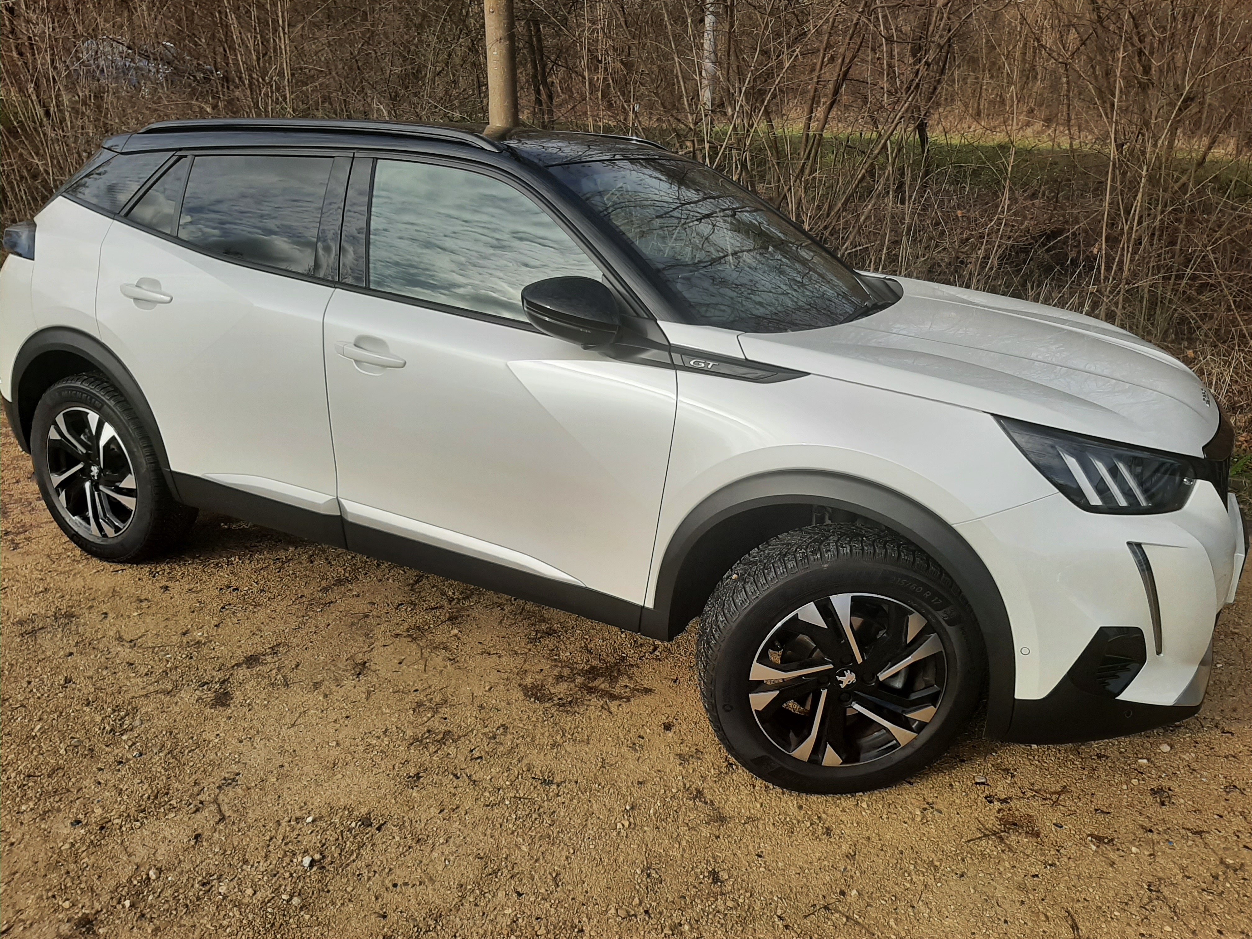 PEUGEOT 2008 1.2 PureTech GT EAT8