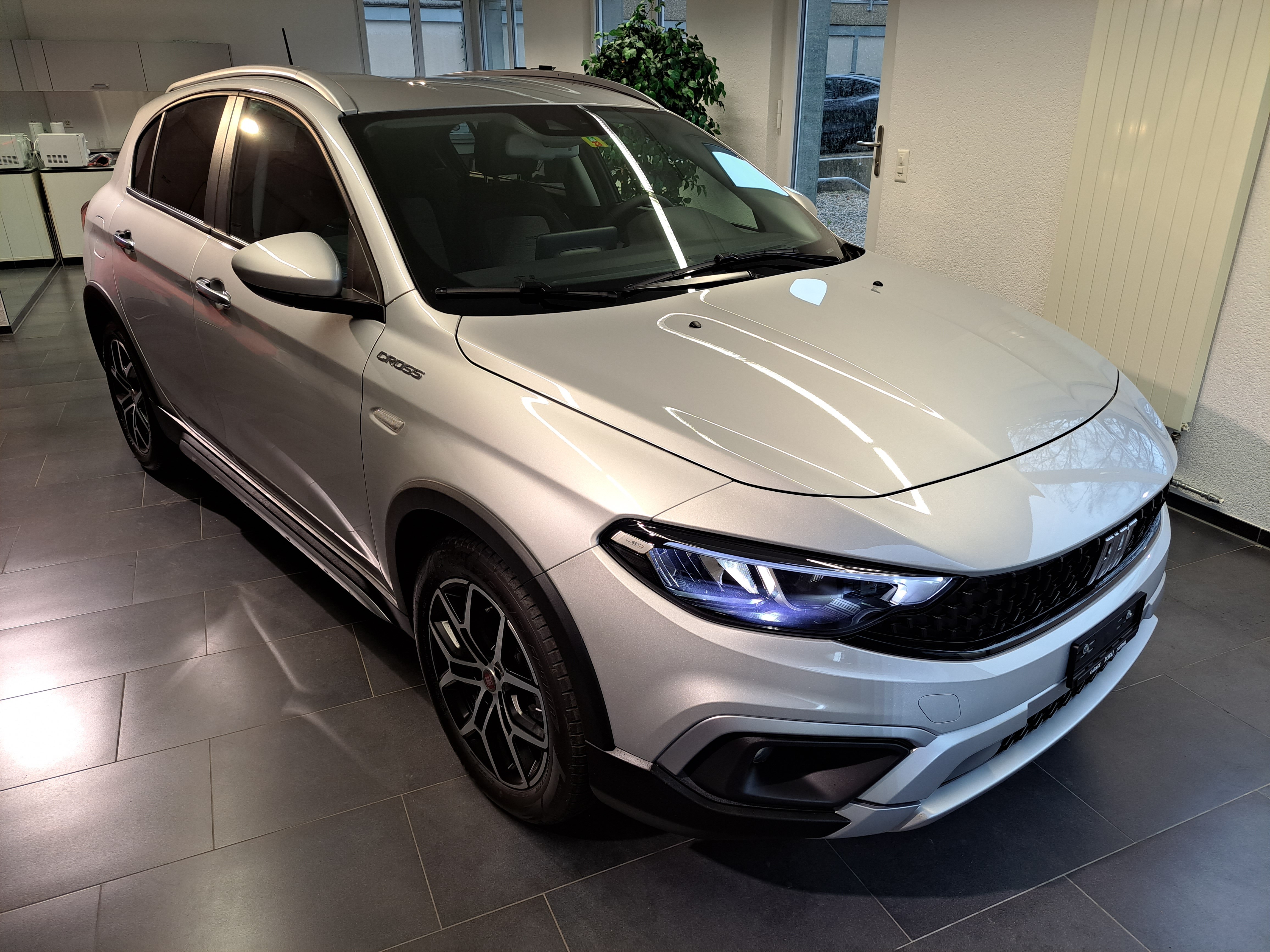 FIAT Tipo Hybrid 1.5 Cross