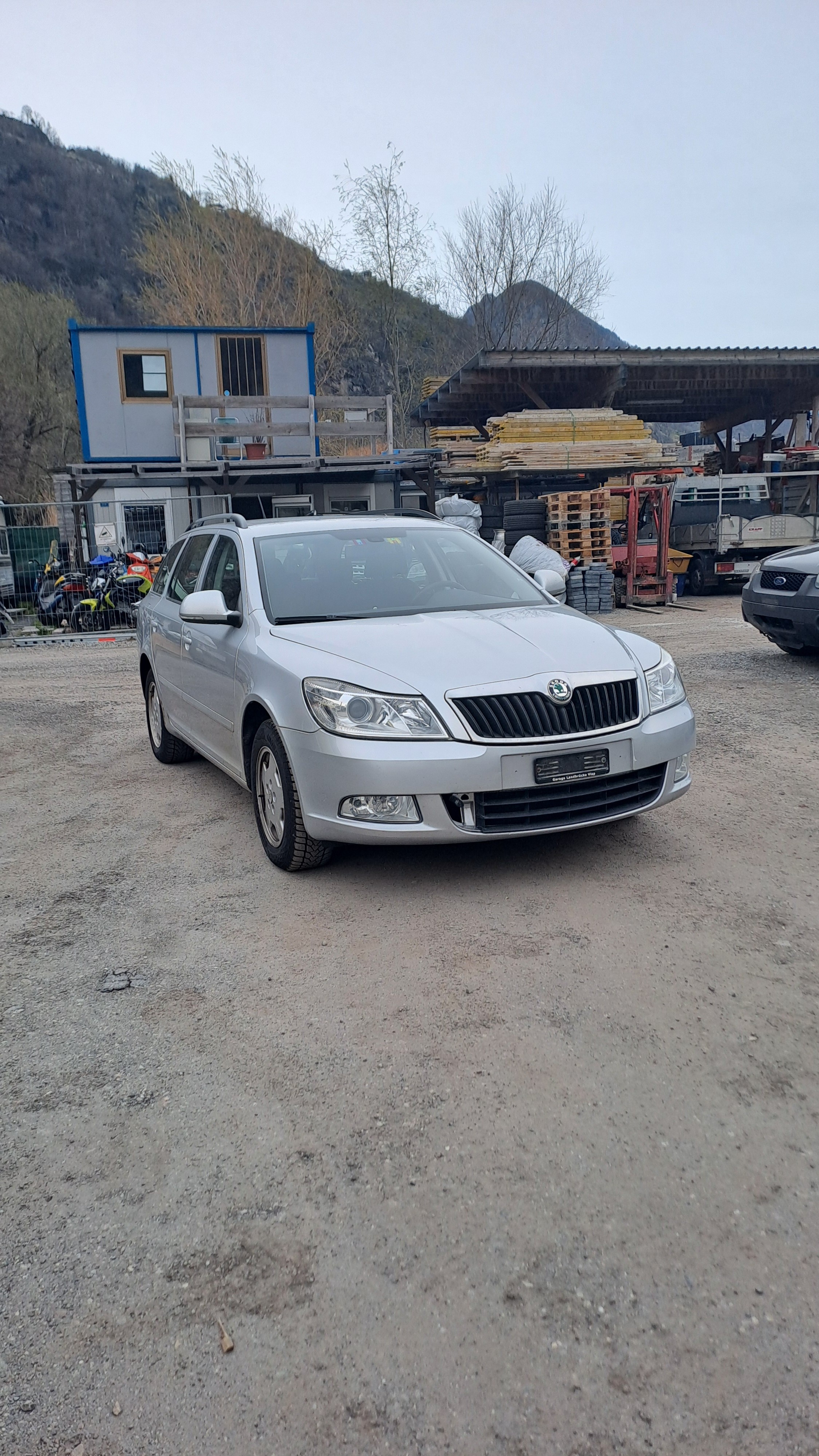 SKODA Octavia Combi 1.6 TDI Active DSG