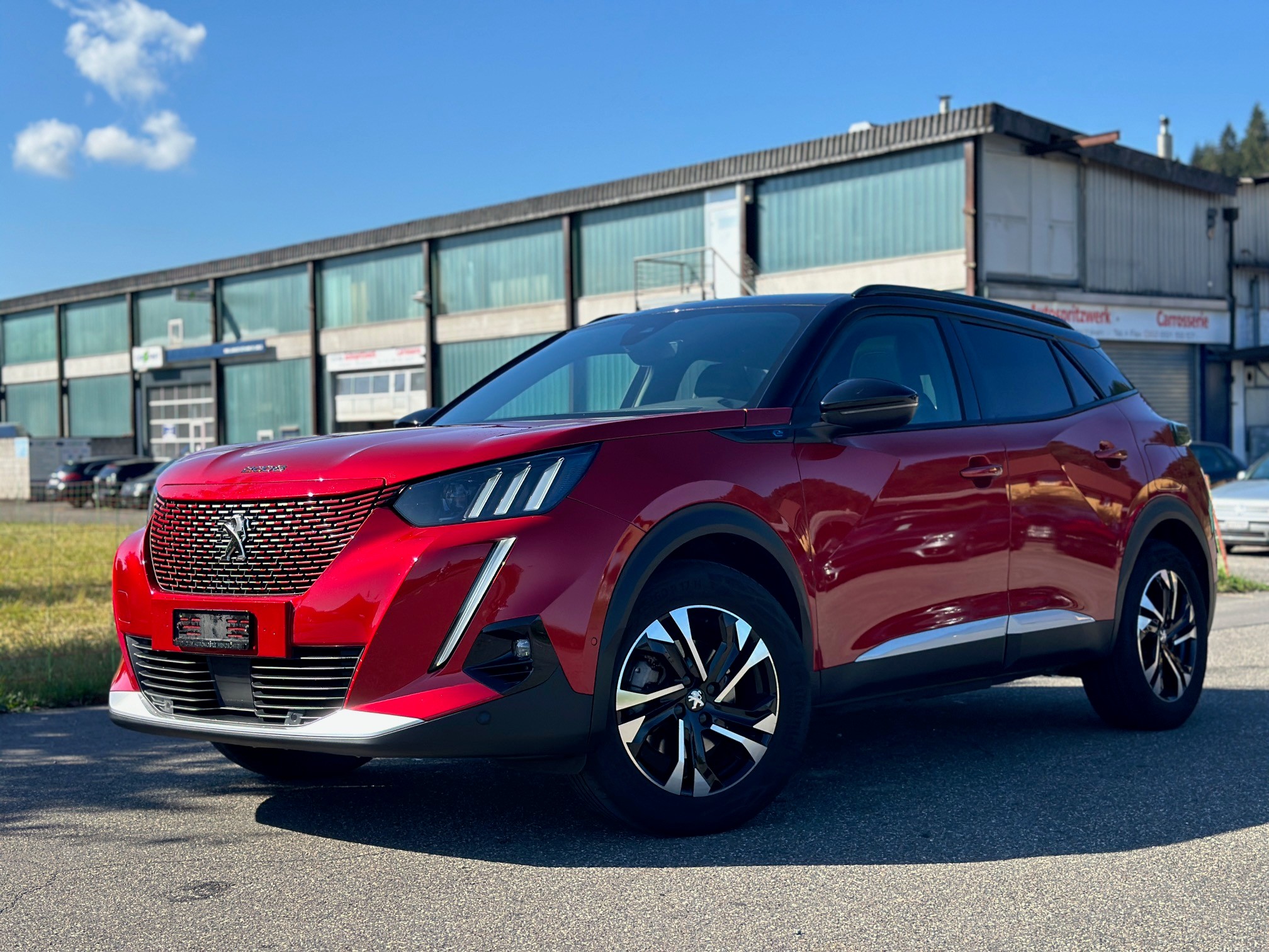 PEUGEOT 2008 e GT