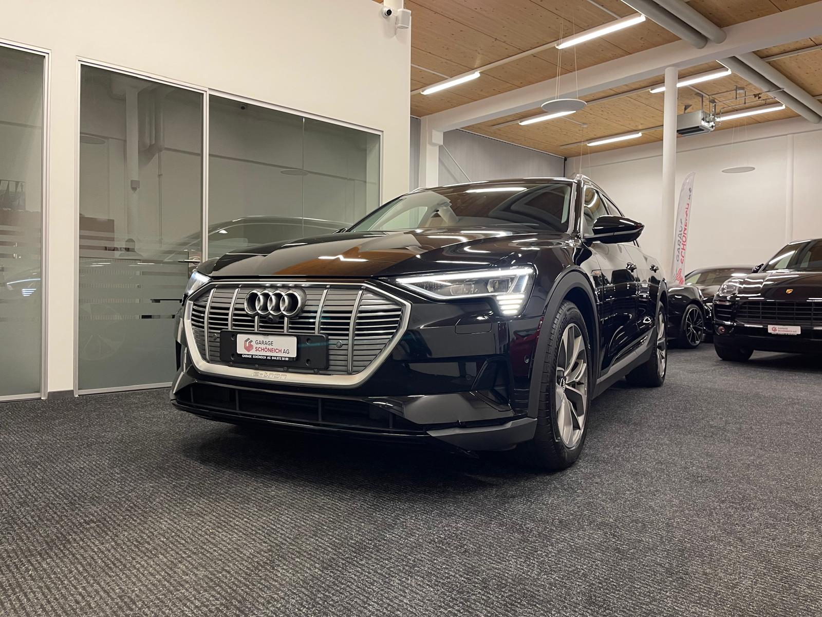 AUDI e-tron 50 quattro