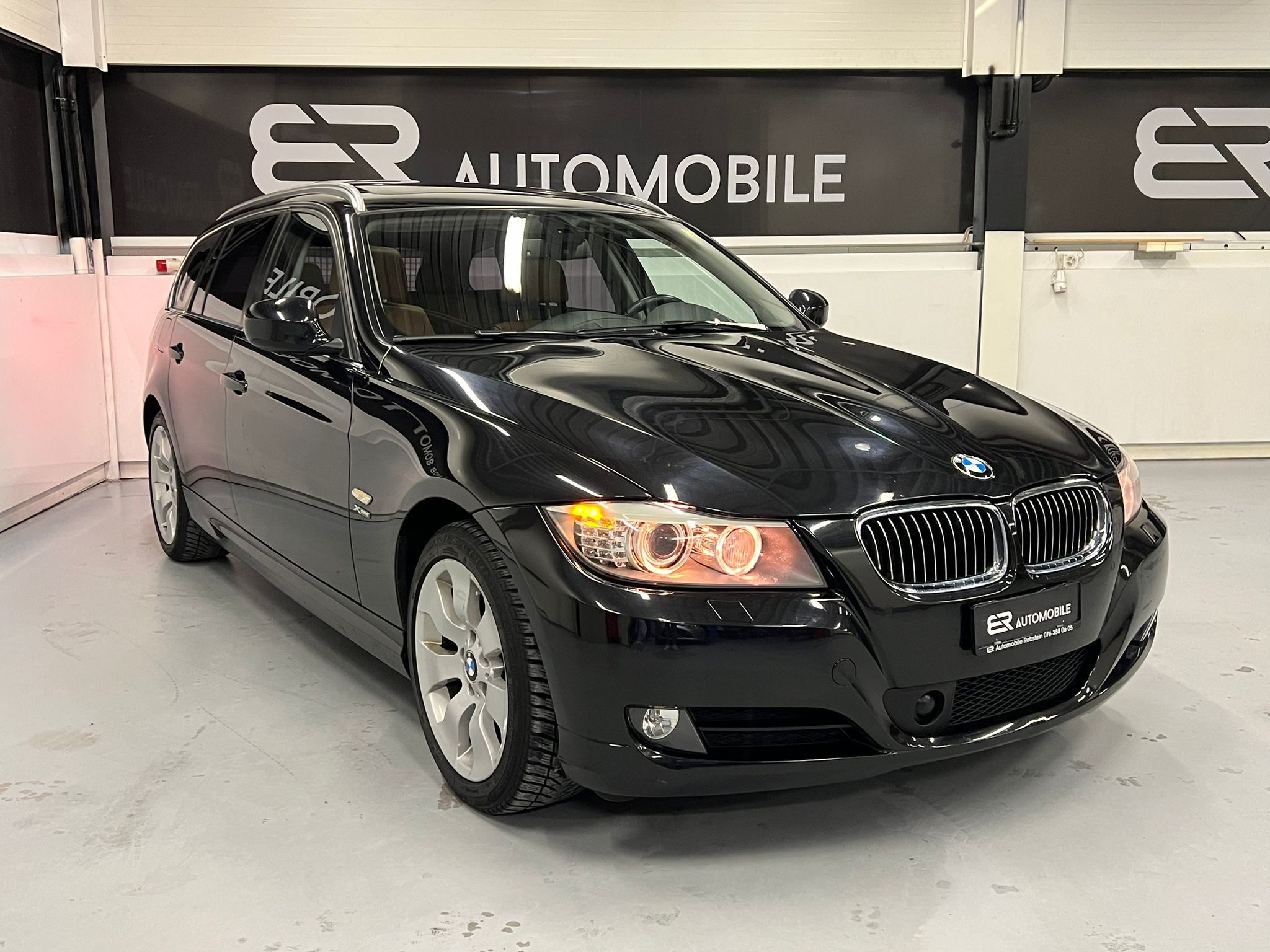 BMW 325i xDrive Touring Steptronic