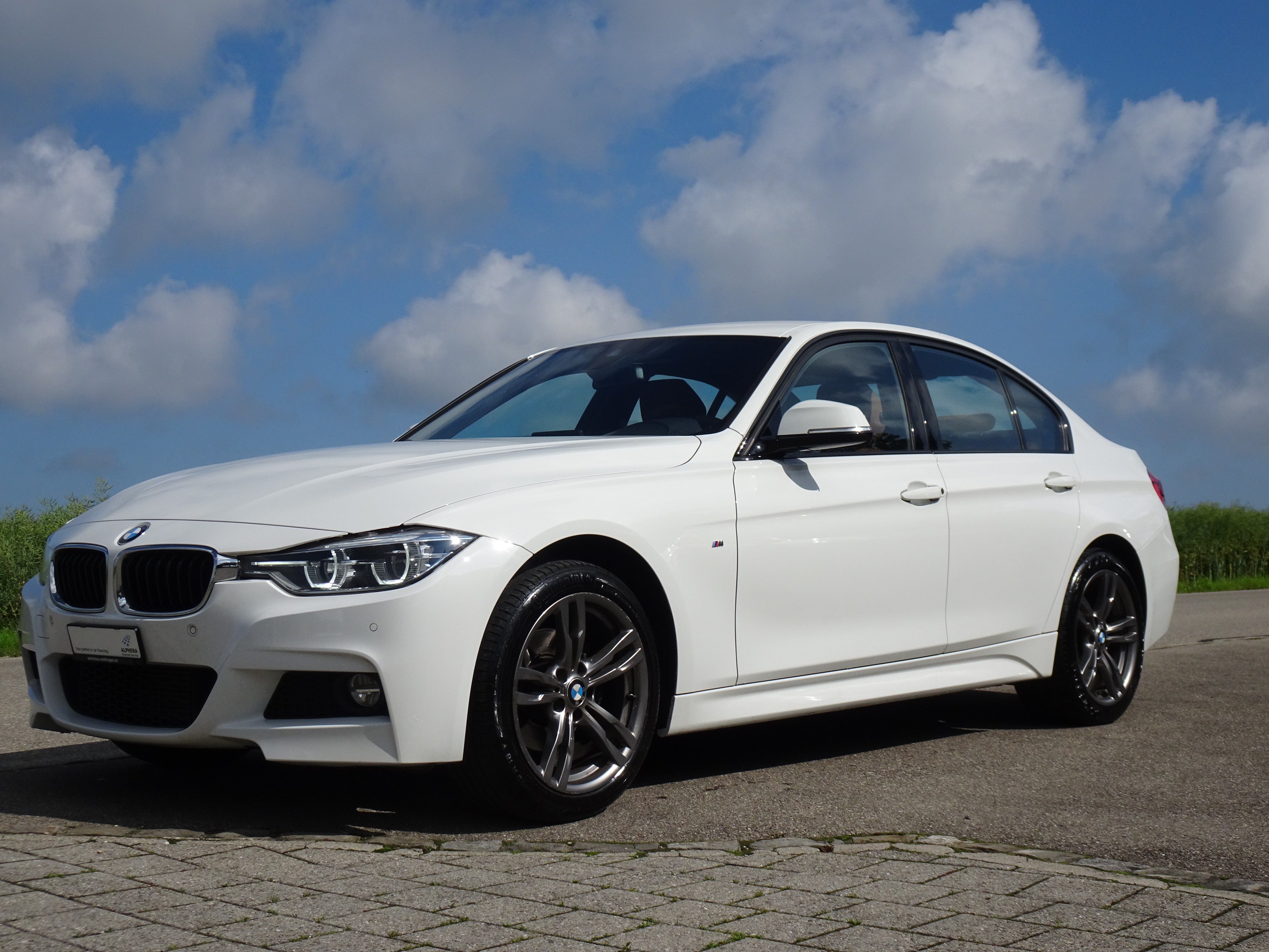 BMW 320d xDrive M Sport Steptronic