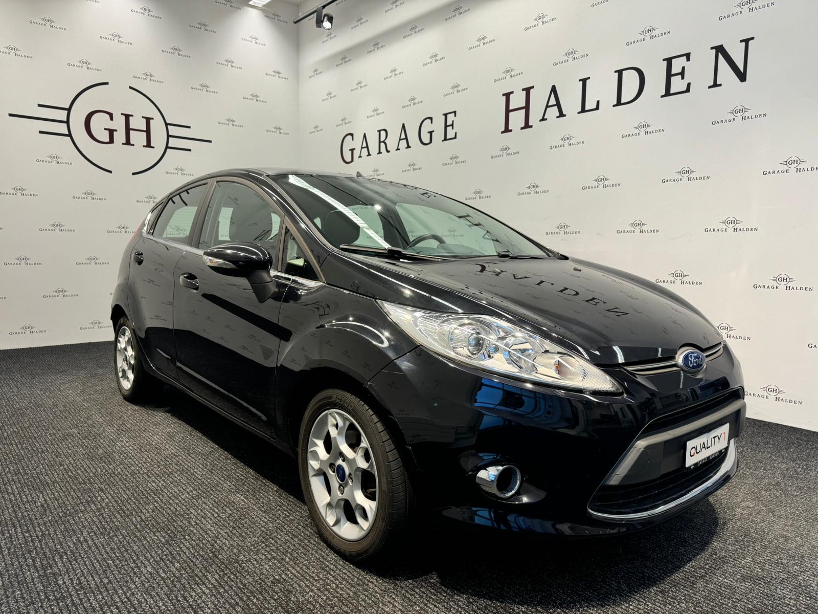 FORD Fiesta 1.4 16V Titanium