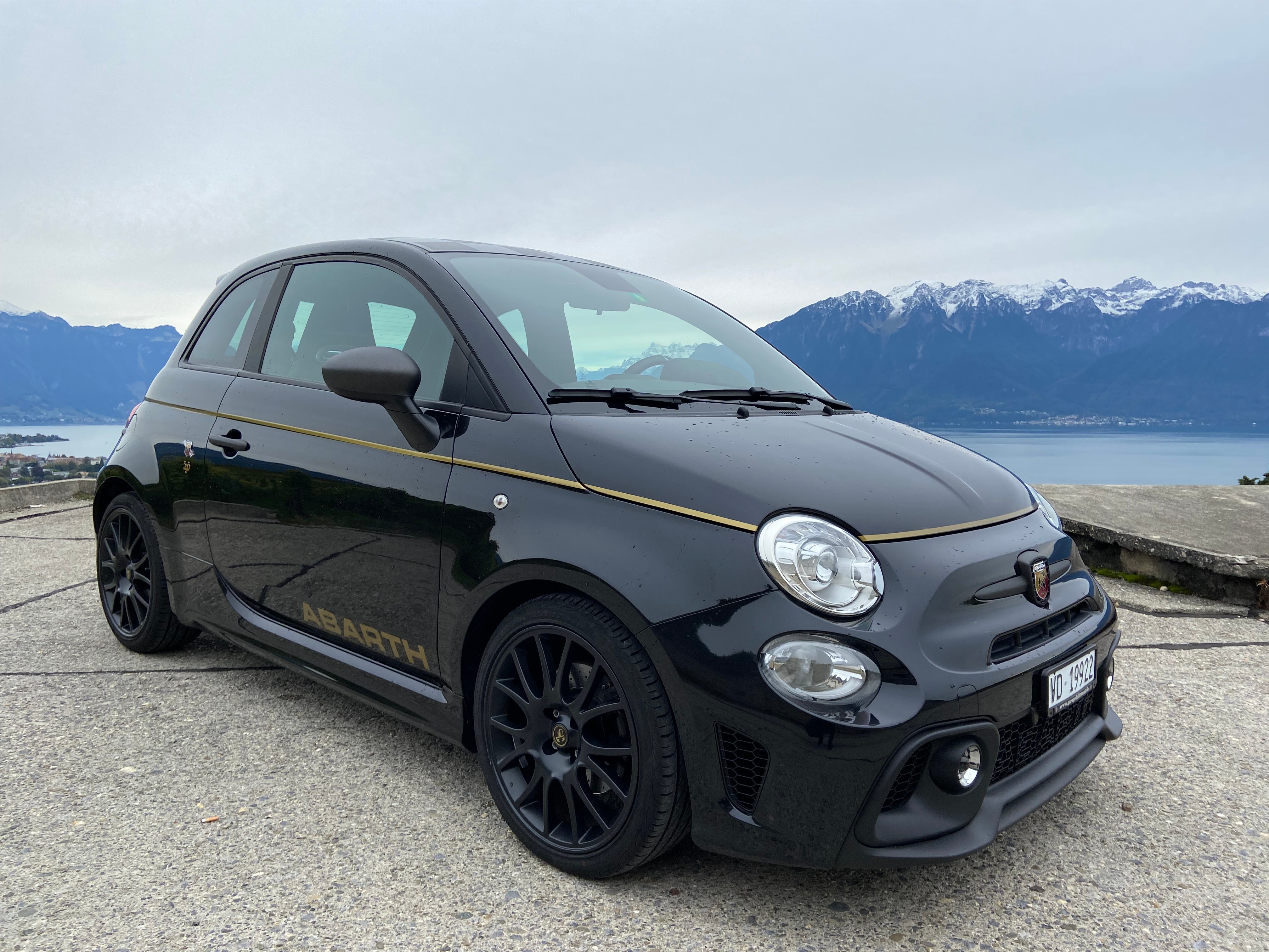 FIAT 595 1.4 16V Turbo Abarth Scorpione Oro