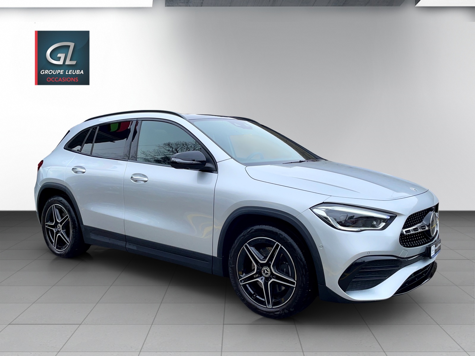 MERCEDES-BENZ GLA 250 4Matic AMG Line 8G-DCT