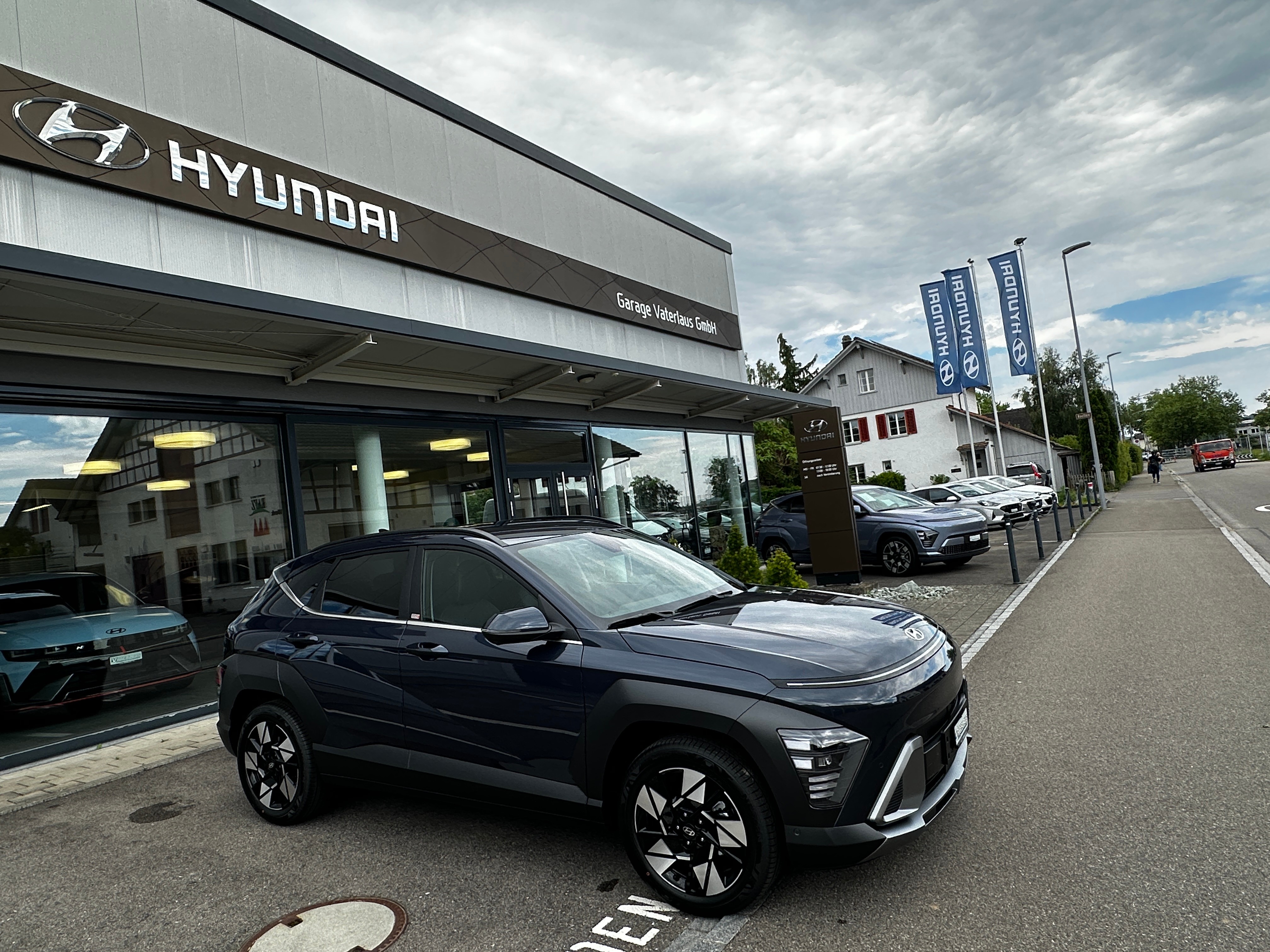 HYUNDAI Kona 1.6 GDi HEV Amplia DCT