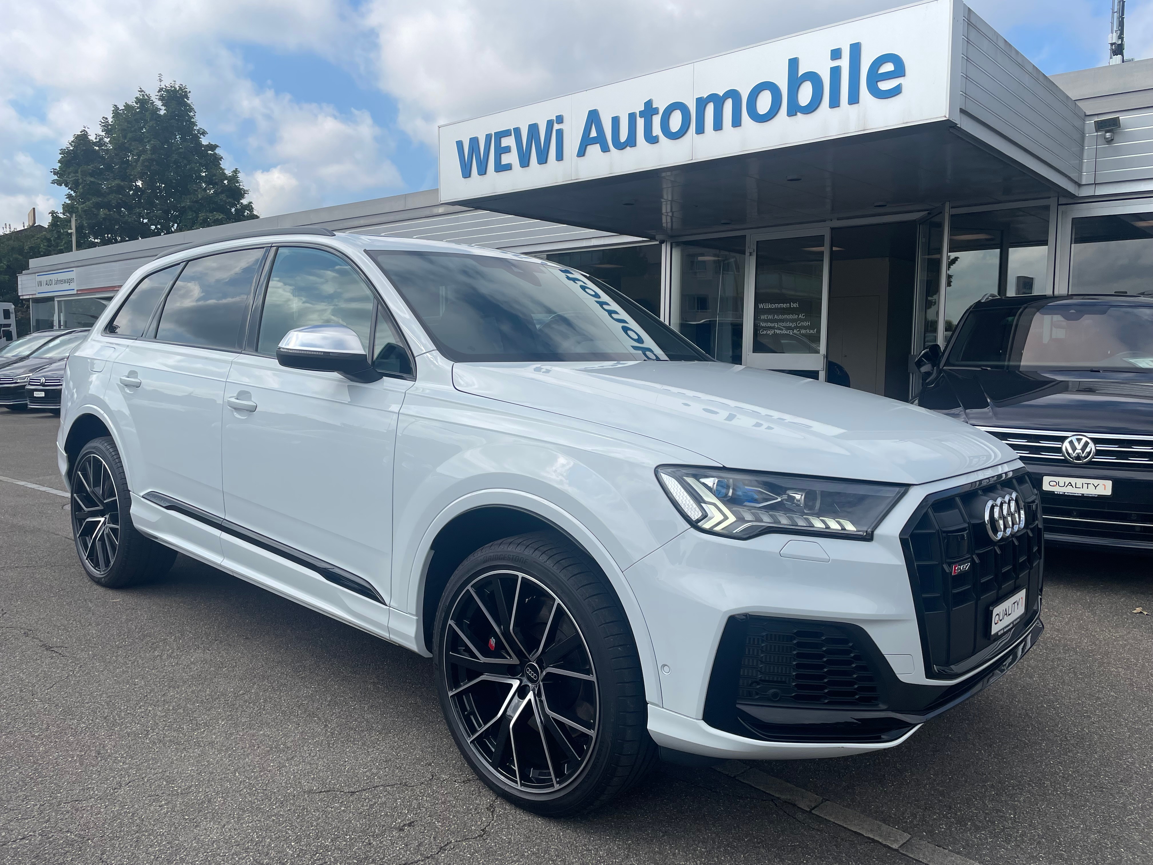 AUDI SQ7 TFSI quattro tiptronic