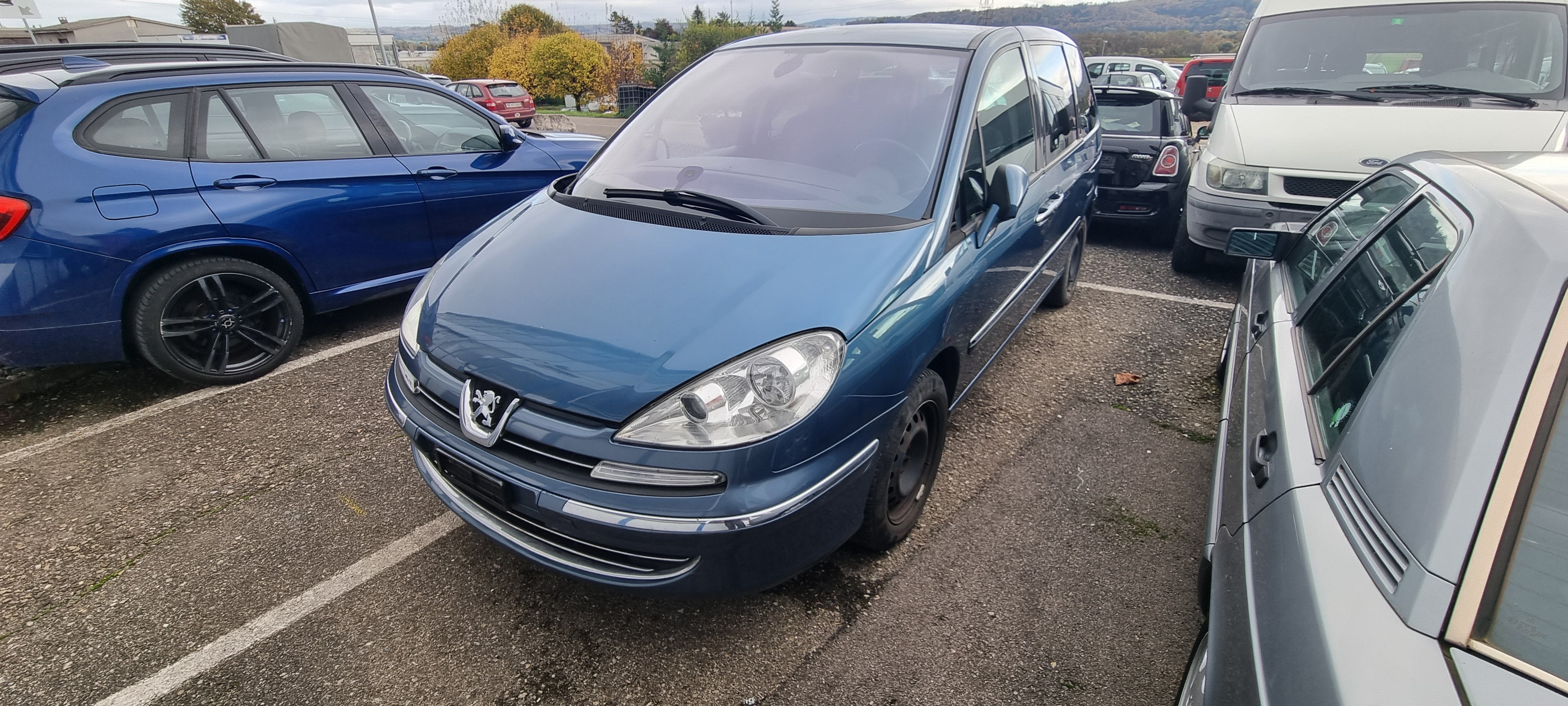 PEUGEOT 807 2.0 16V HDi Swiss Edition