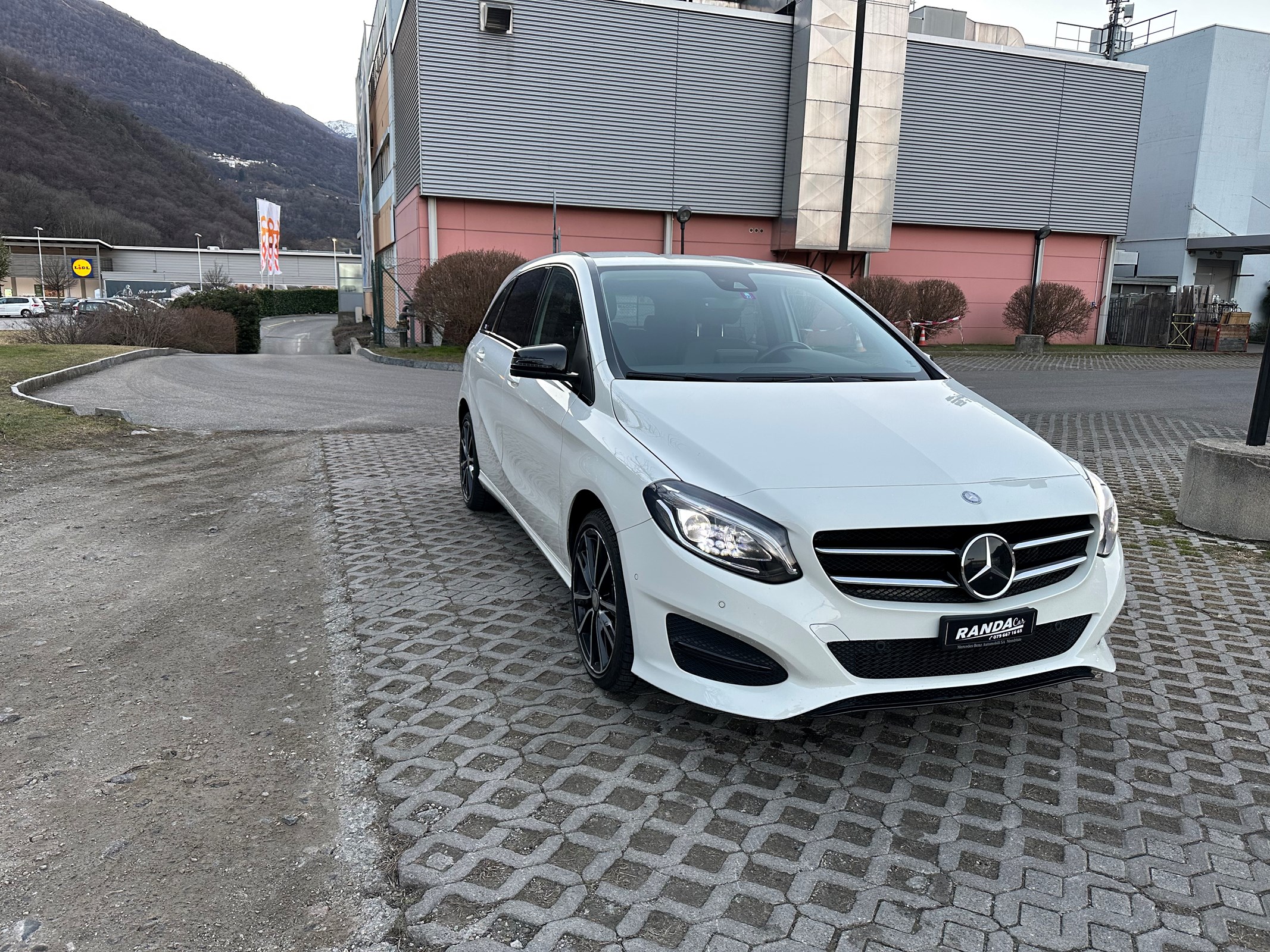 MERCEDES-BENZ B 220 Urban 4Matic 7G-DCT