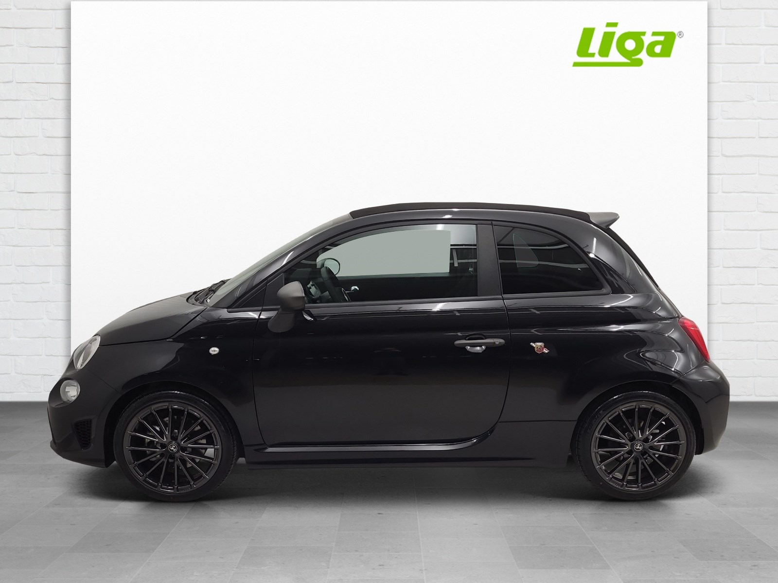 FIAT 595 C Abarth 1.4 T-Jet 165 Premium Grand Prix Edition