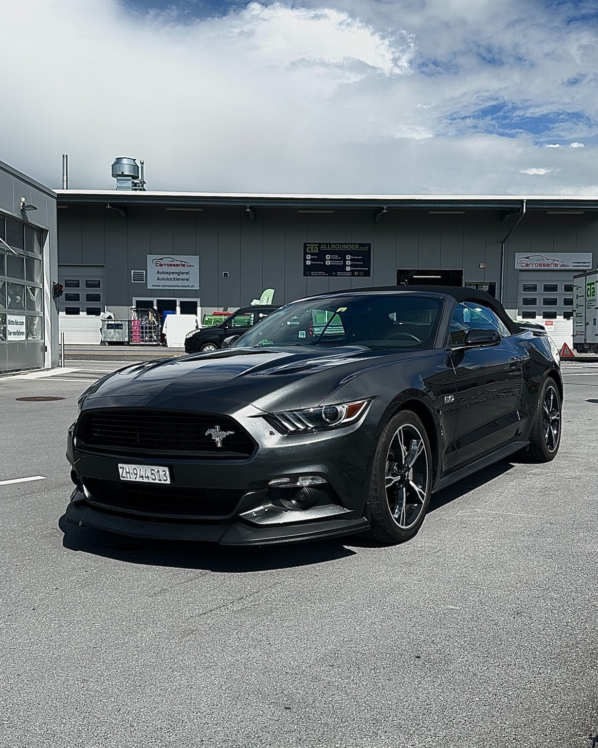 FORD Mustang Convertible 5.0 V8 GT Automat