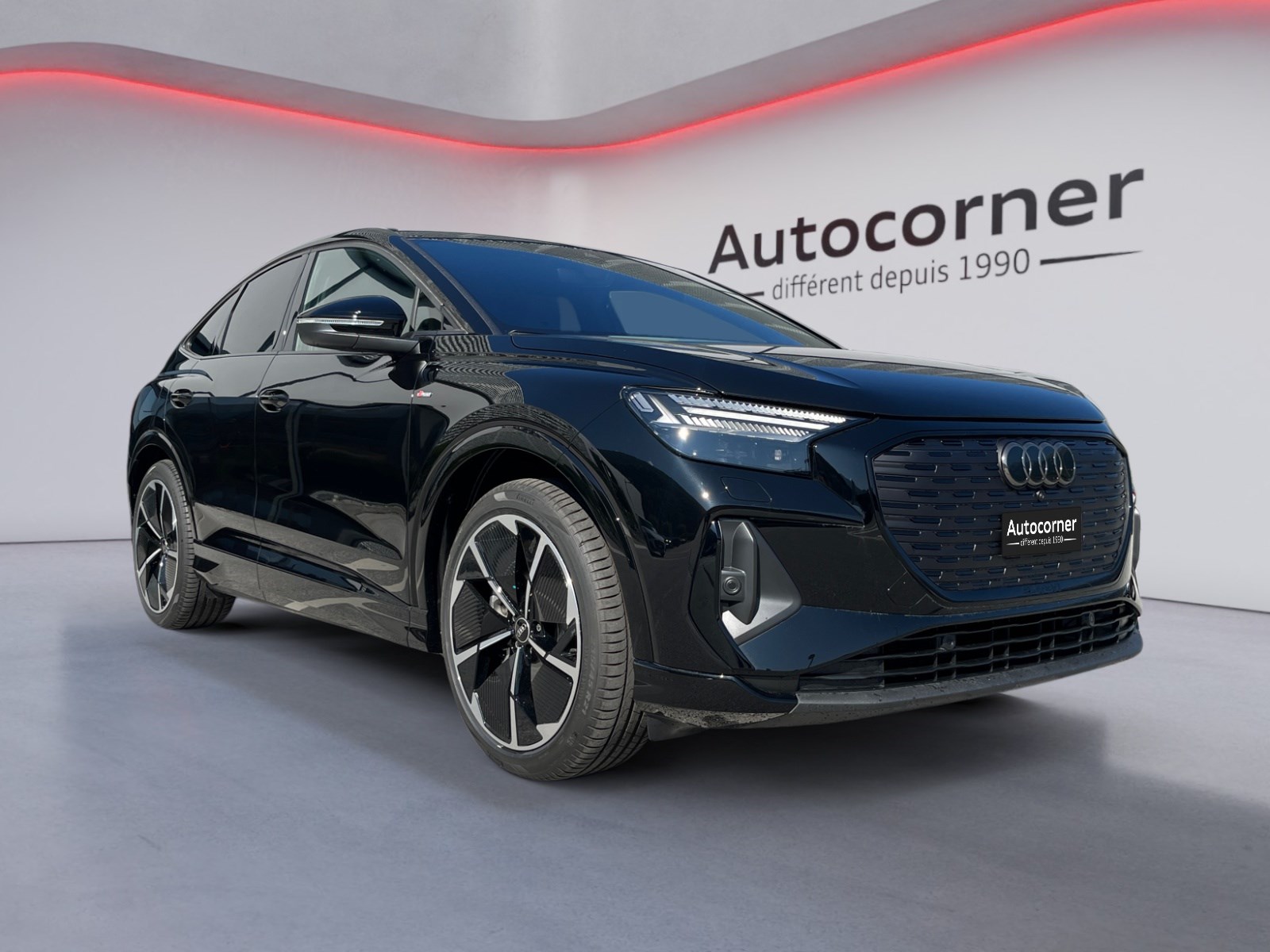 AUDI Q4 Sportback e-tron 45 Attraction quattro