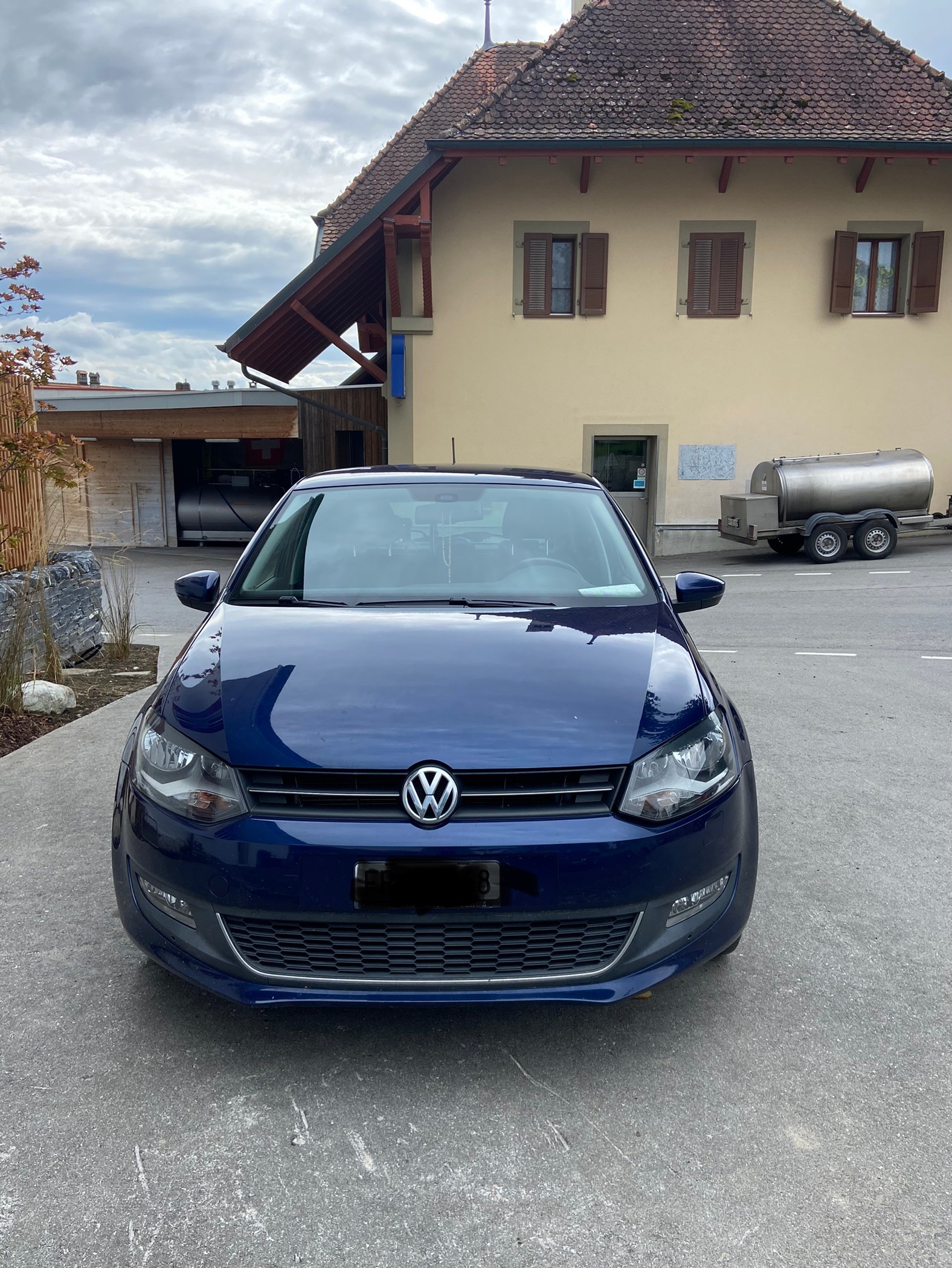 VW POLO