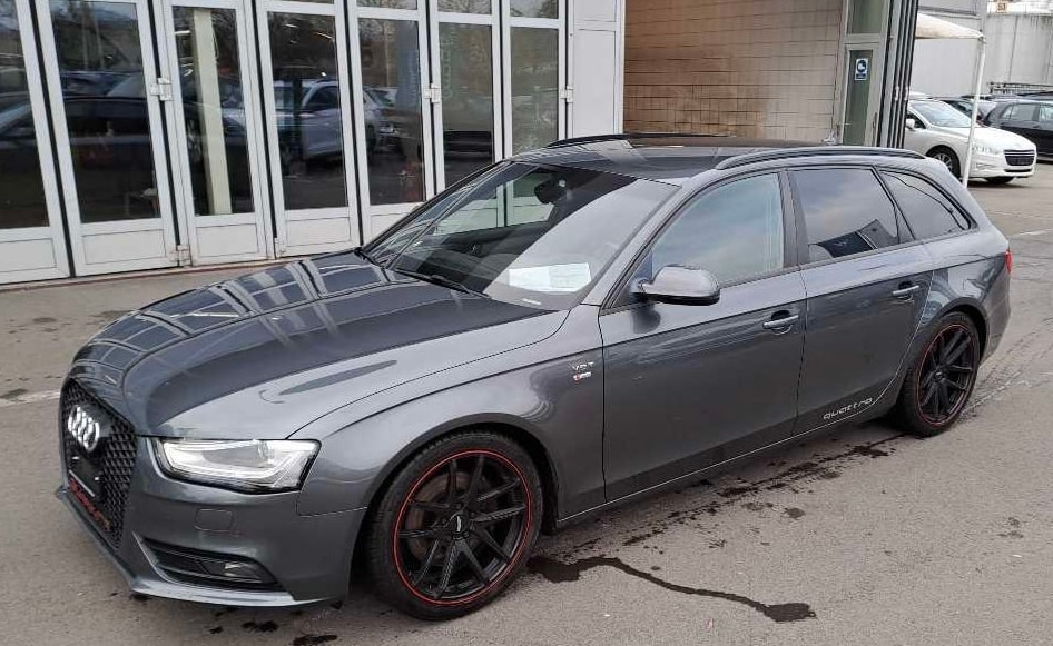 AUDI A4 Avant 3.0 TDI clean diesel quattro s-tronic **S-Line**