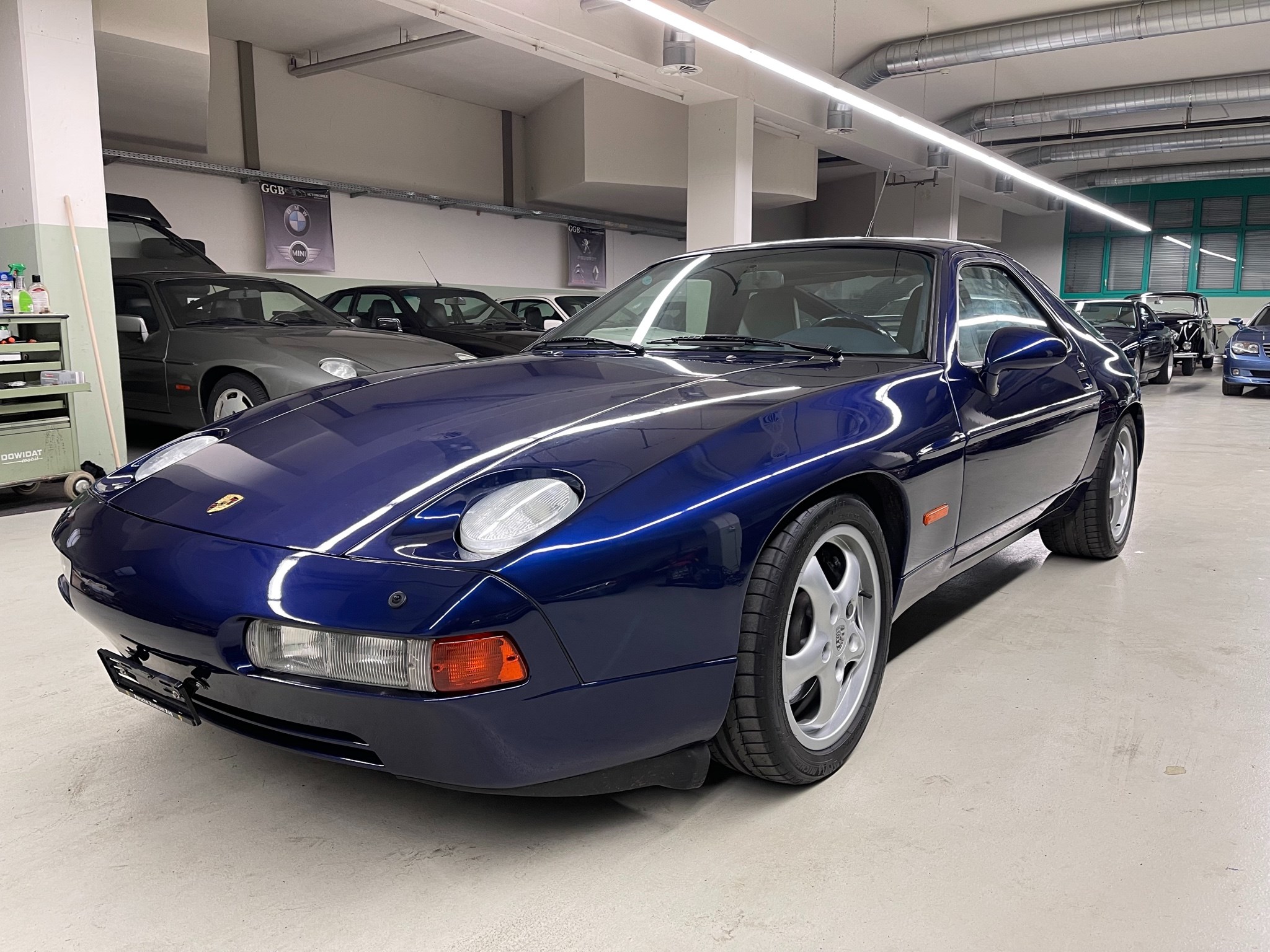 PORSCHE 928 GTS