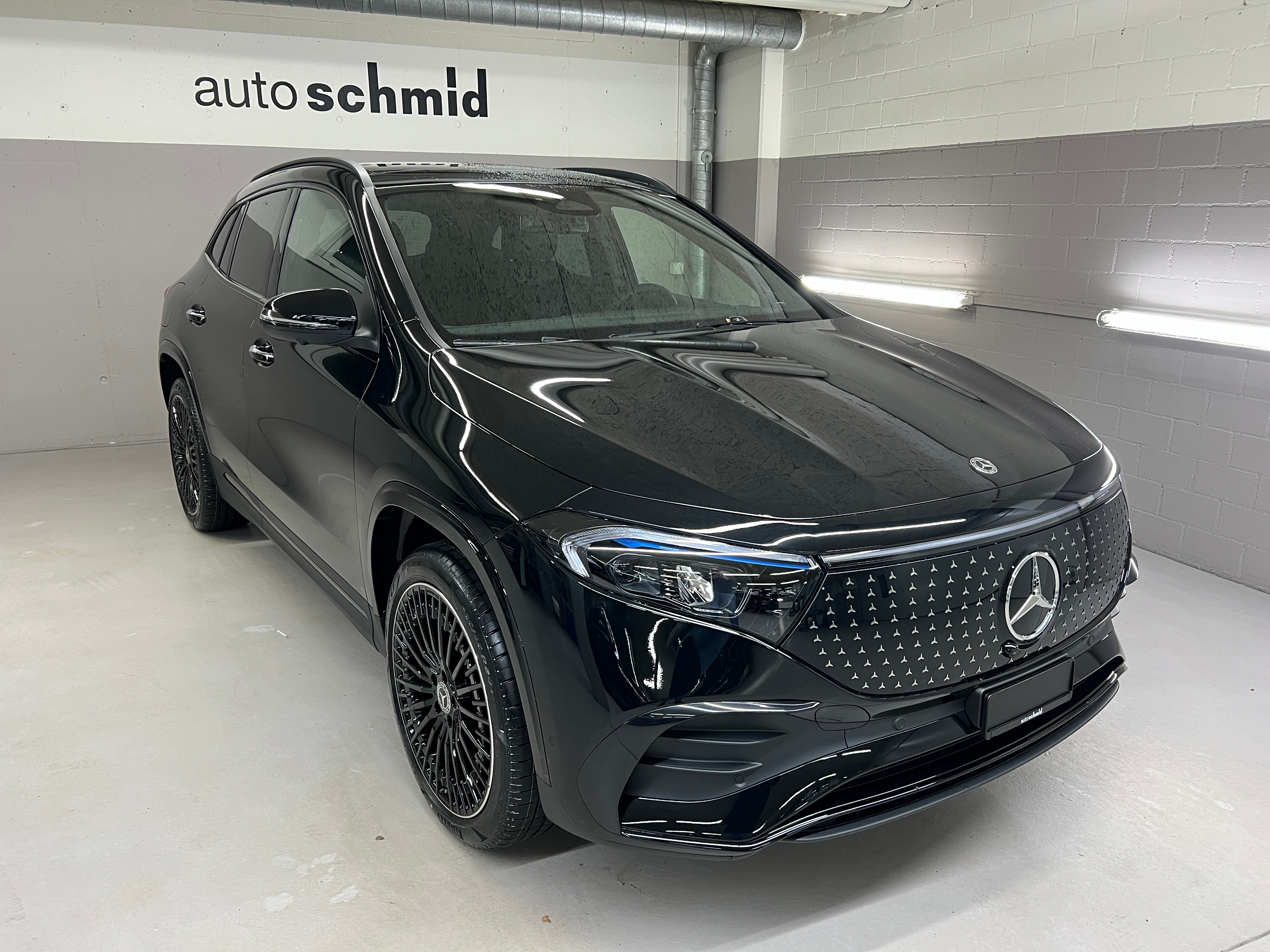 MERCEDES-BENZ EQA 350 4Matic Swiss Star