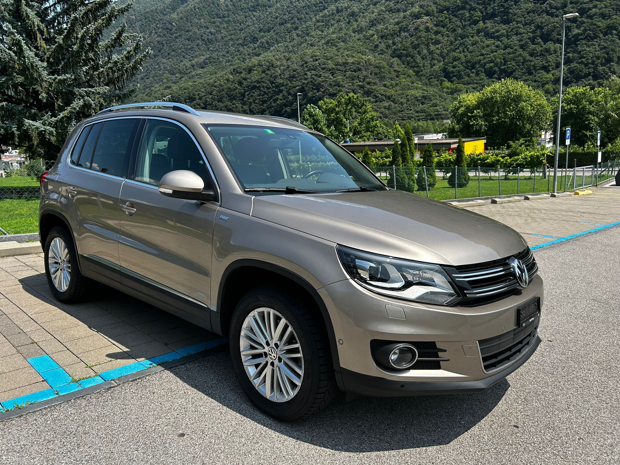 VW Tiguan 2.0 TDI BMT Design 4Motion