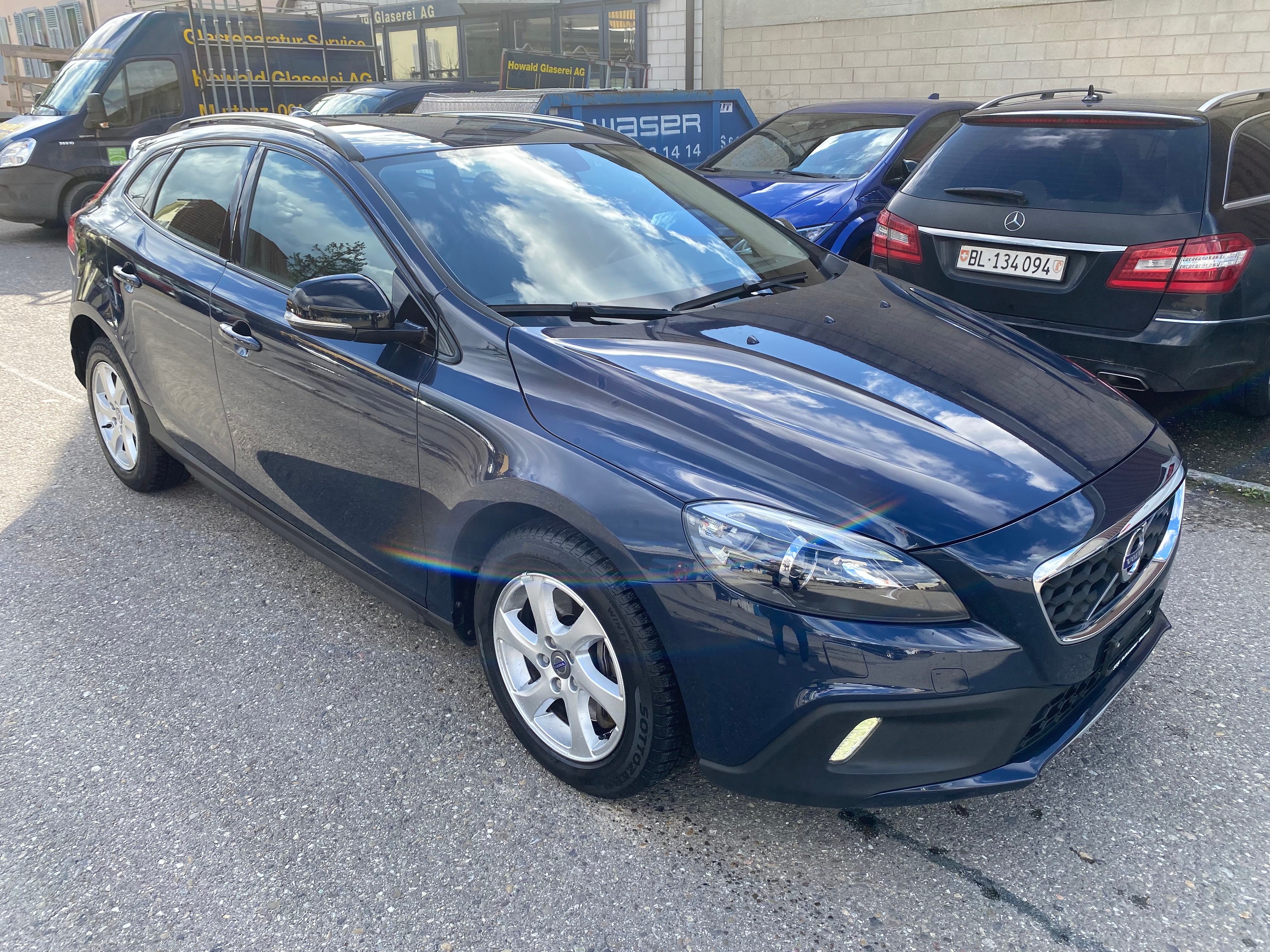 VOLVO V40 Cross Country T4 2.0 AWD Momentum Geartronic