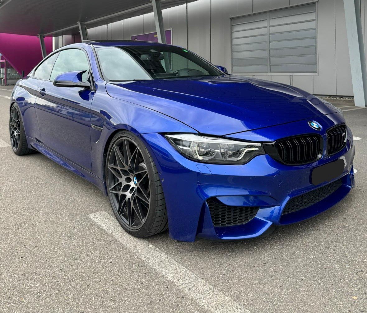 BMW M4 Coupé Competition DKG