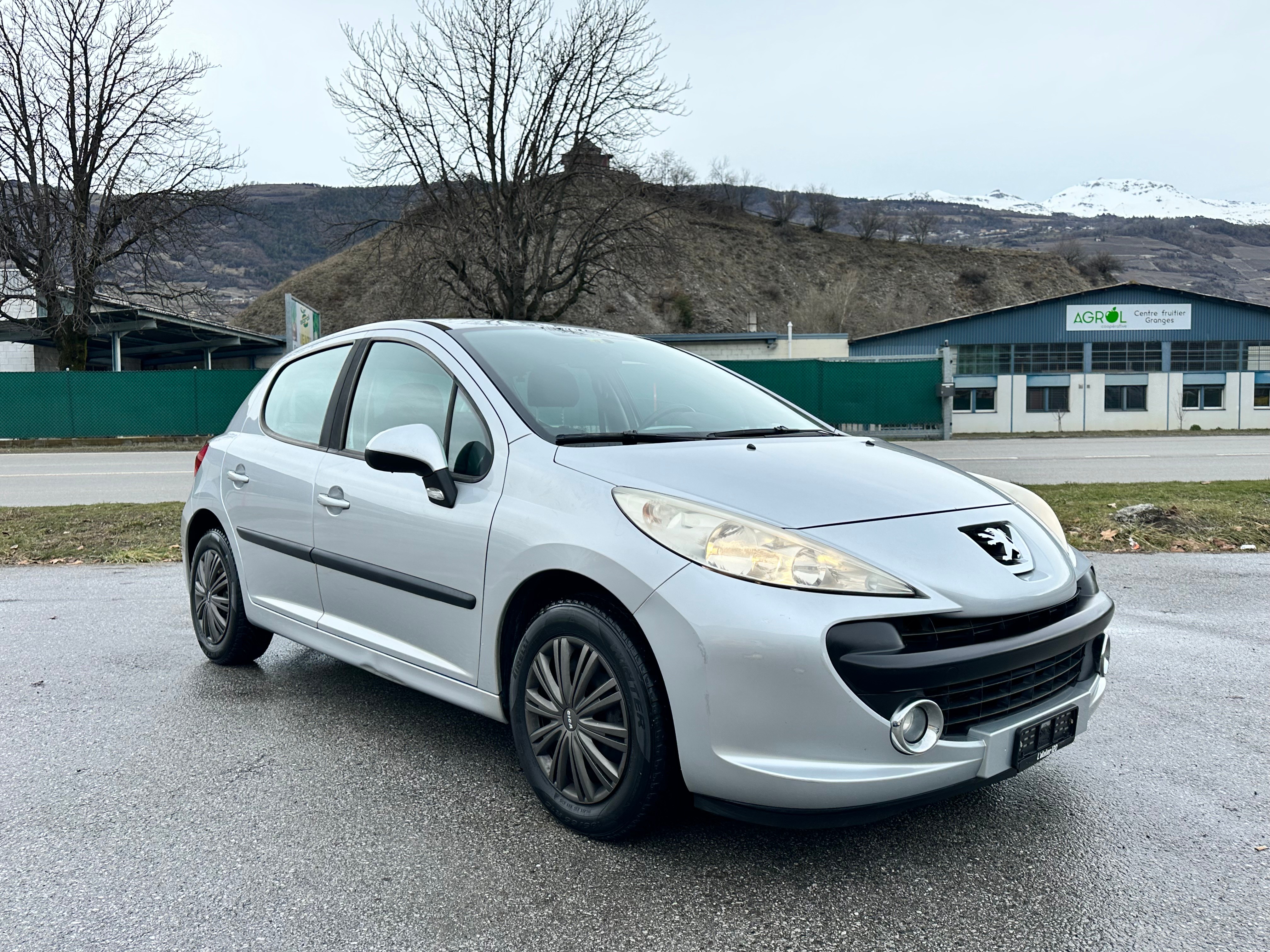 PEUGEOT 207 1.6 16V Sport Automatic