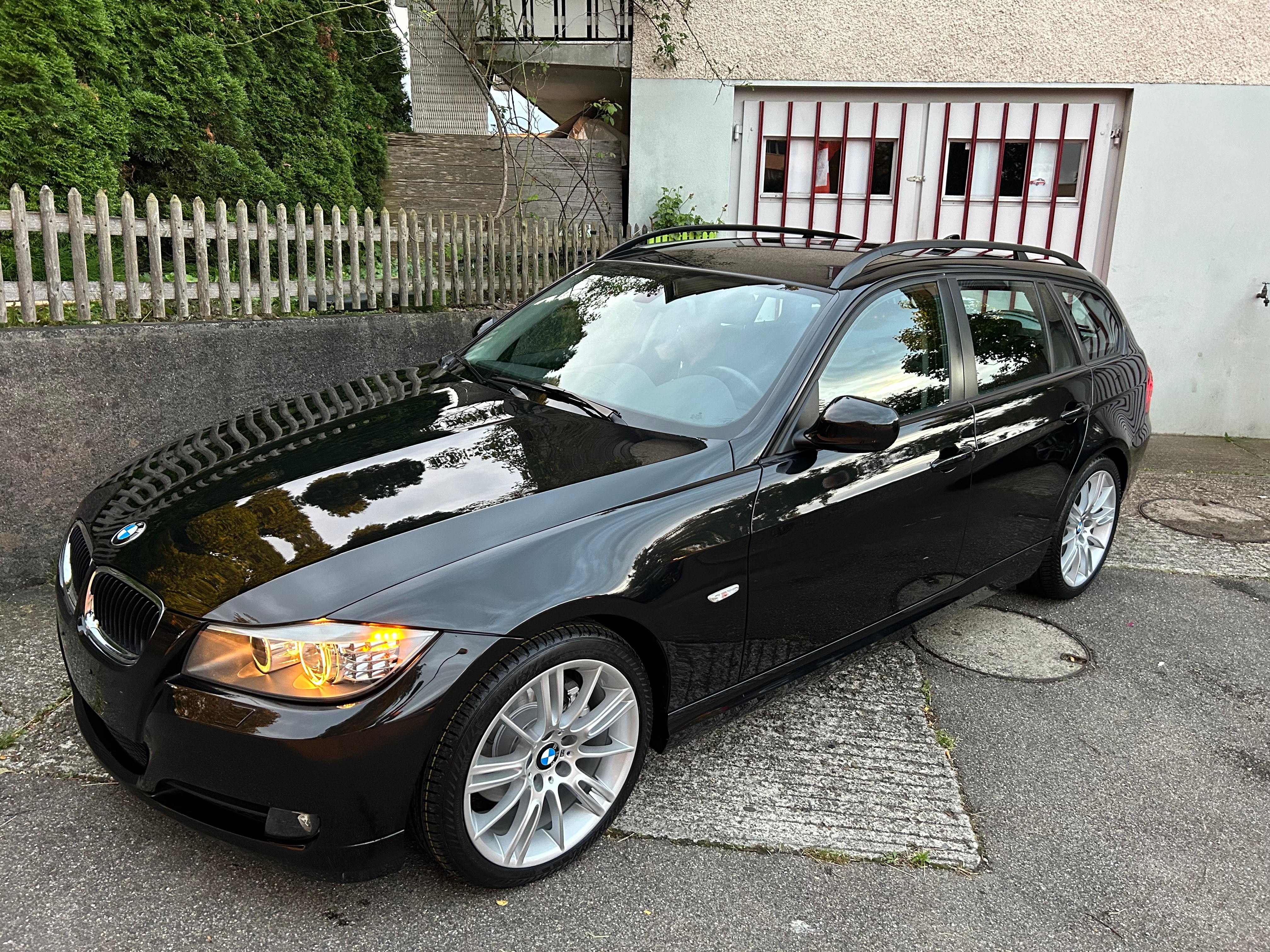 BMW 320d Touring Dynamic Edition Steptronic