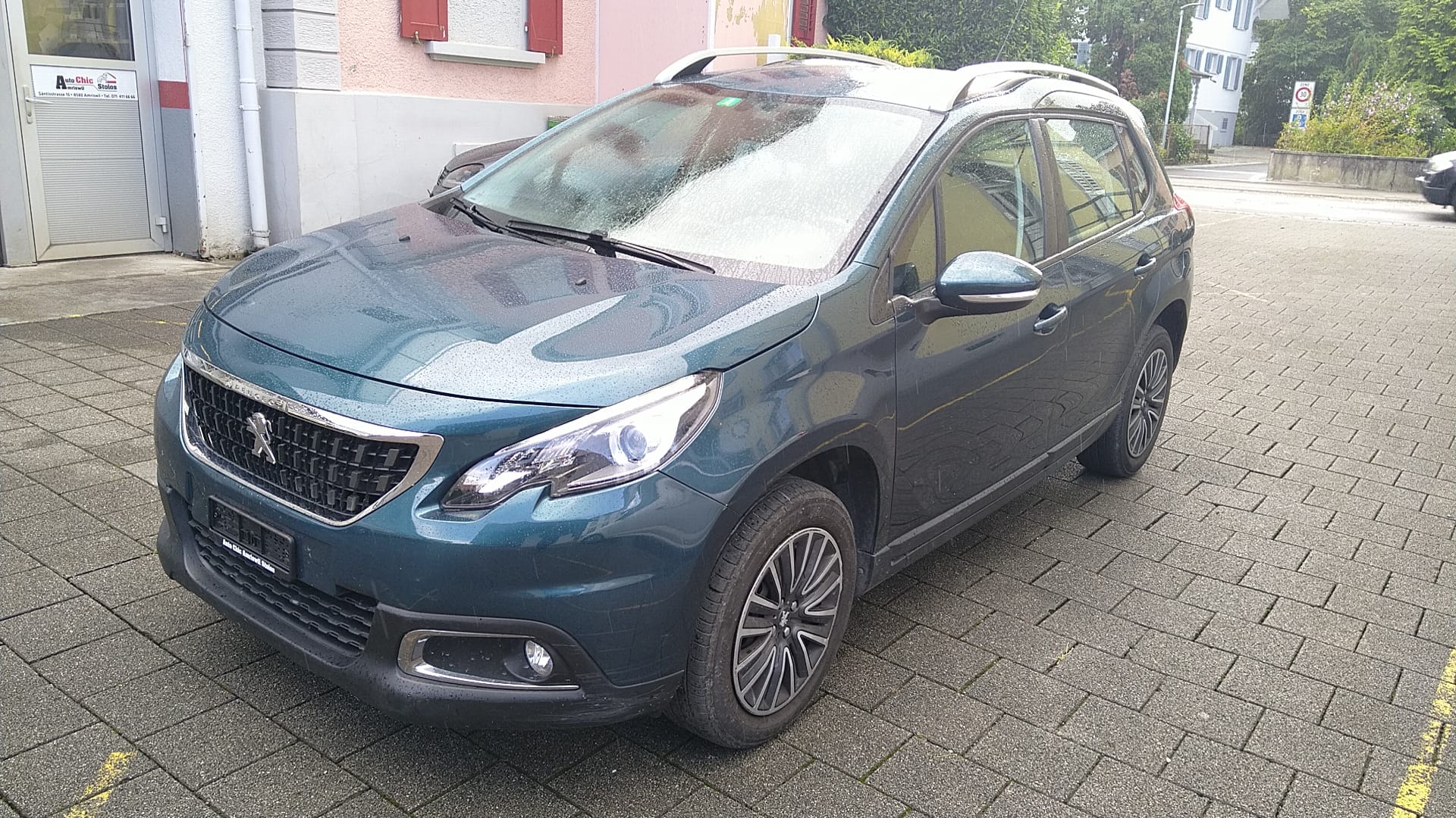 PEUGEOT 2008 1.2 PureTech Active