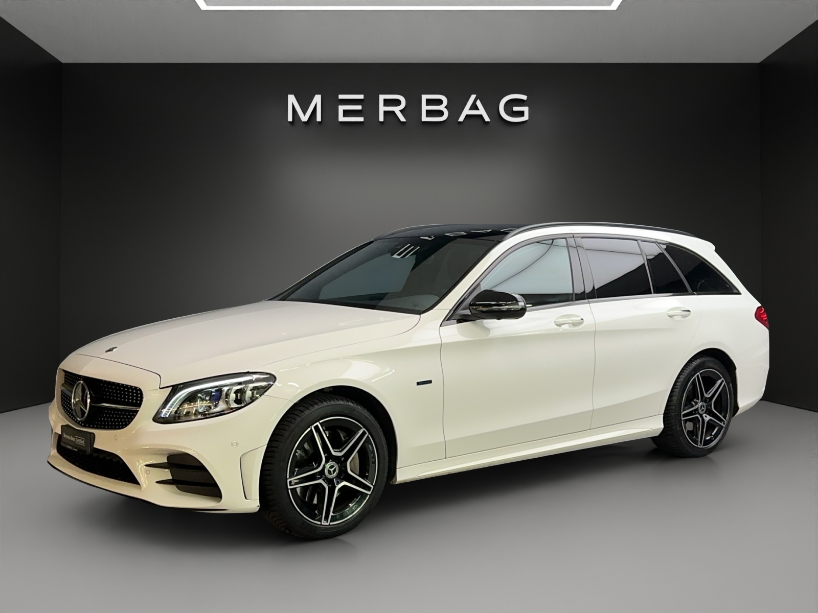 MERCEDES-BENZ C 300 e T AMG Line