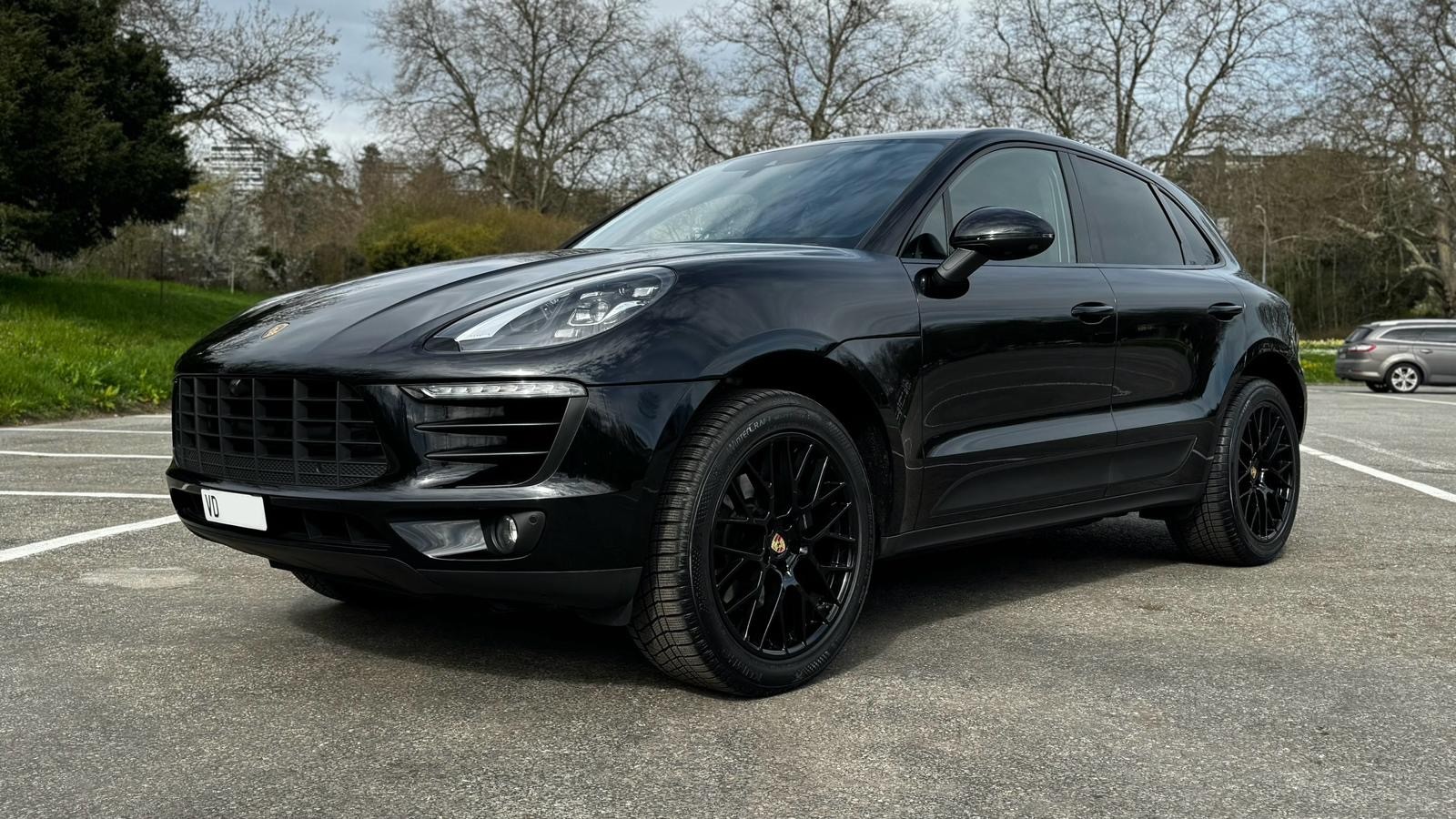 PORSCHE Macan PDK