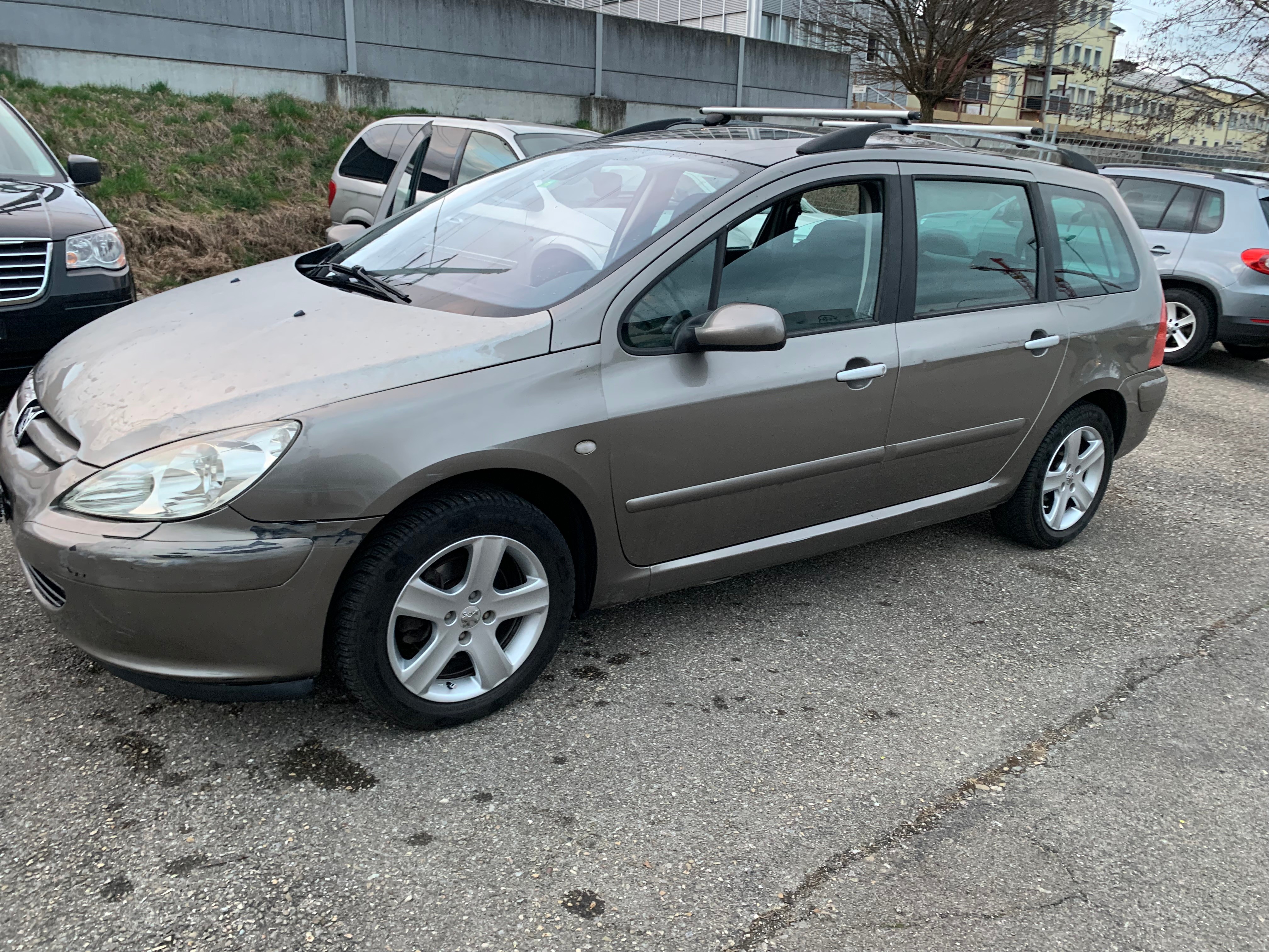 PEUGEOT 307