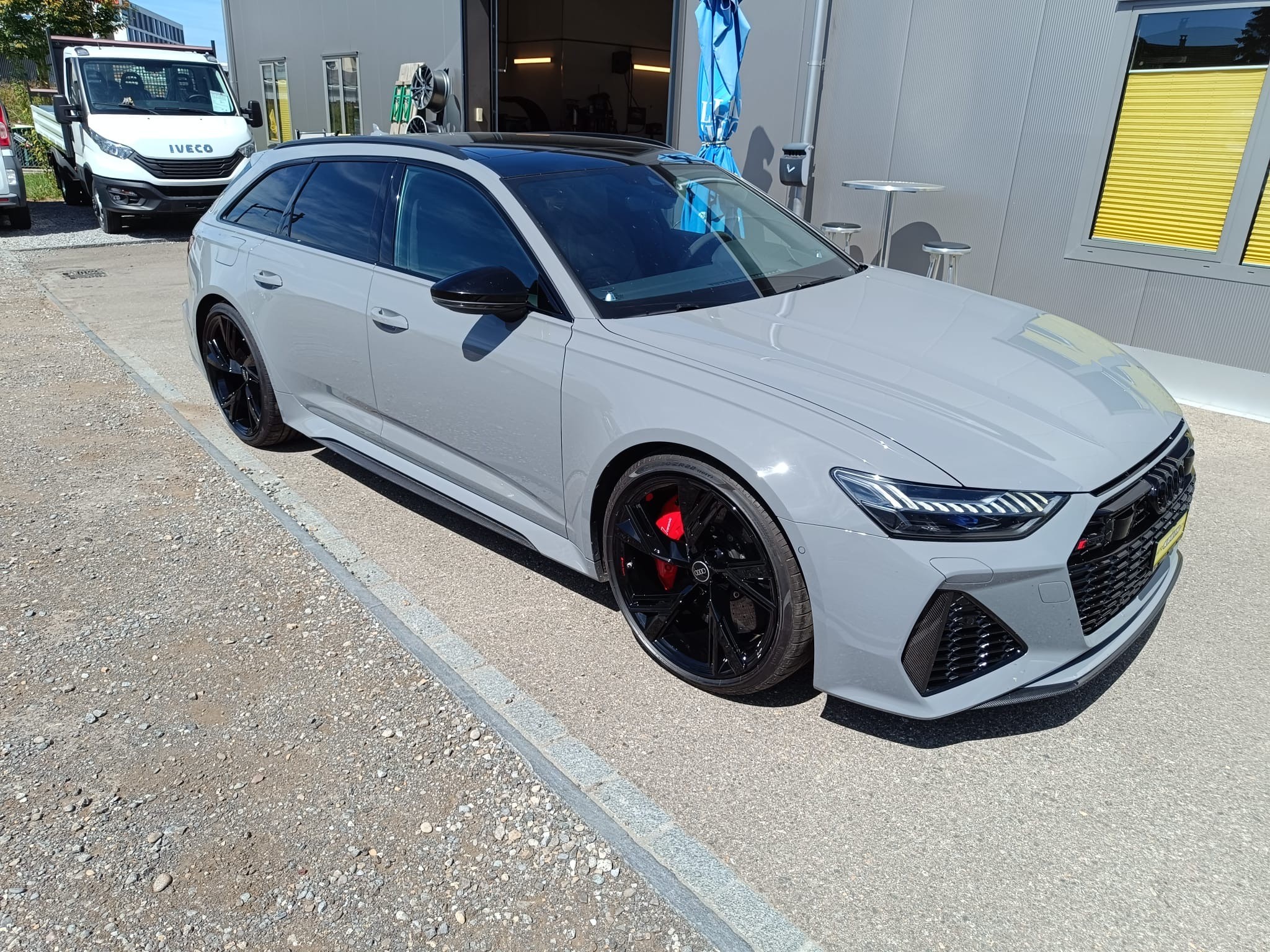 AUDI RS6 Avant 4.0 TFSI V8 qu*Keramik/Carbonpaket/B&O Adv/VOLL*