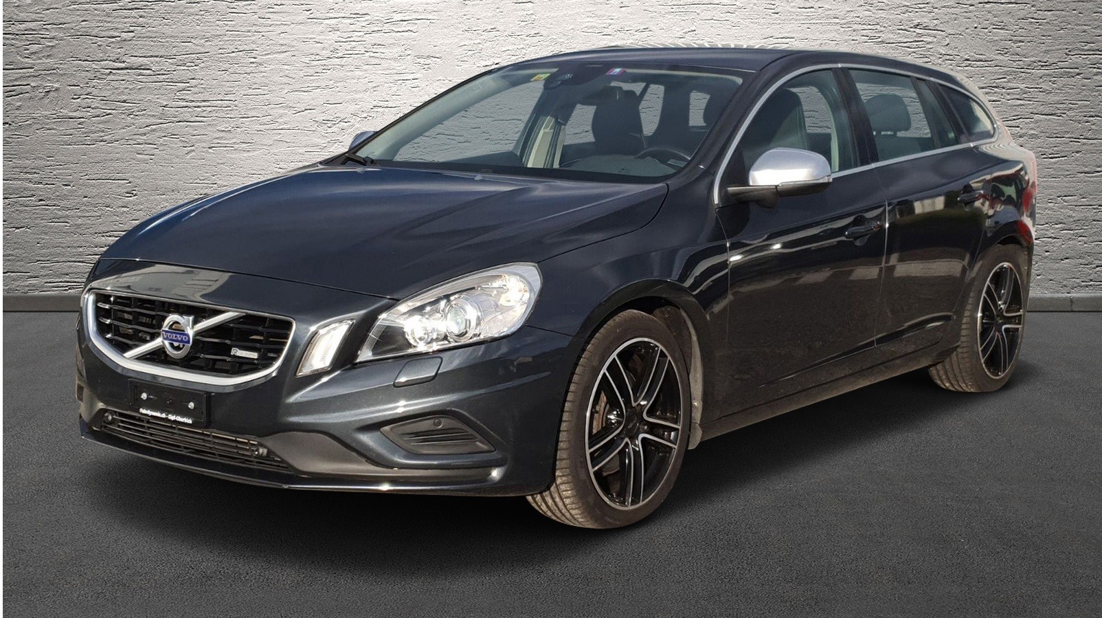 VOLVO V60 T5 R-Design