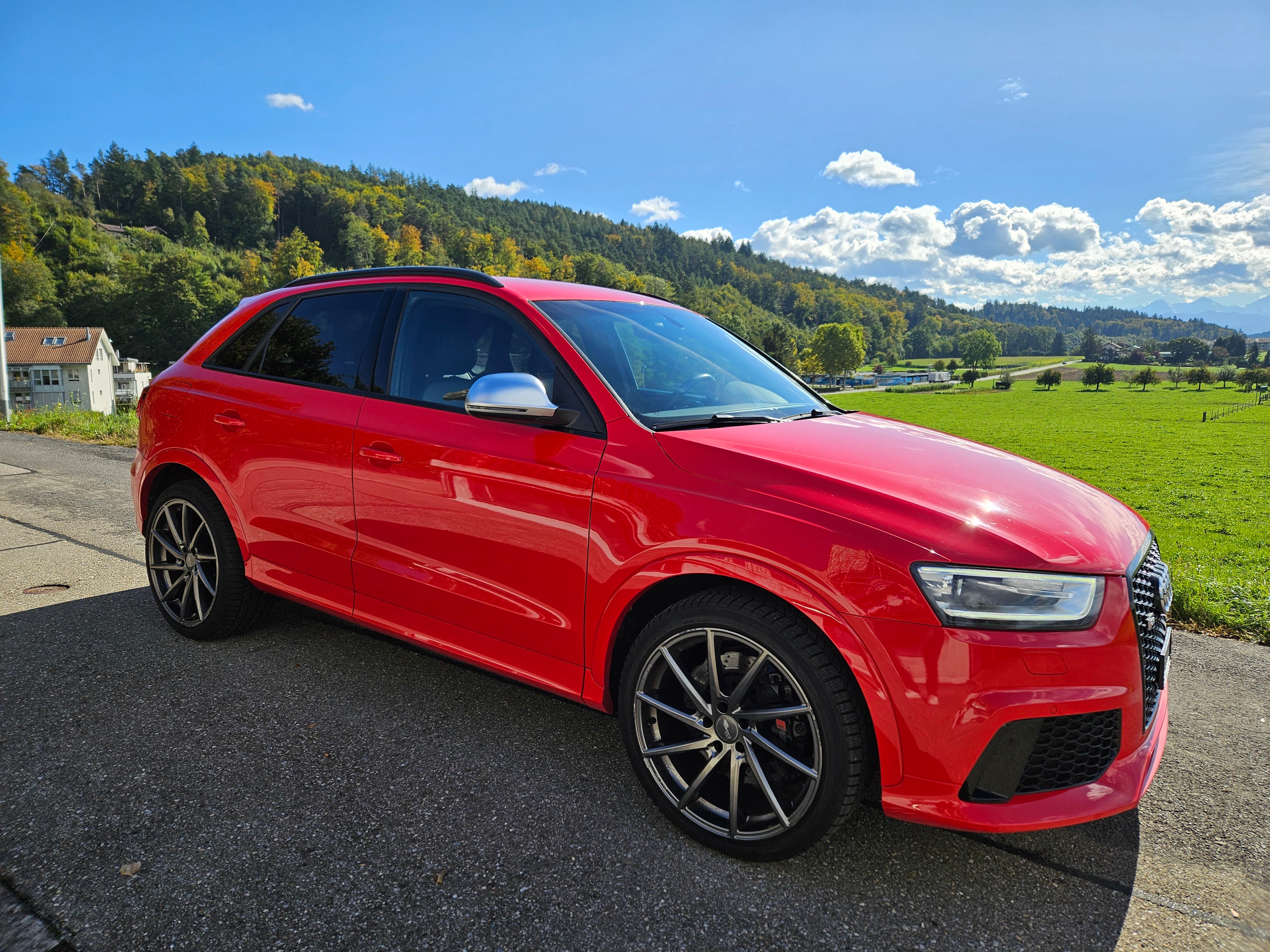 AUDI RS Q3 2.5 TFSI quattro S-tronic