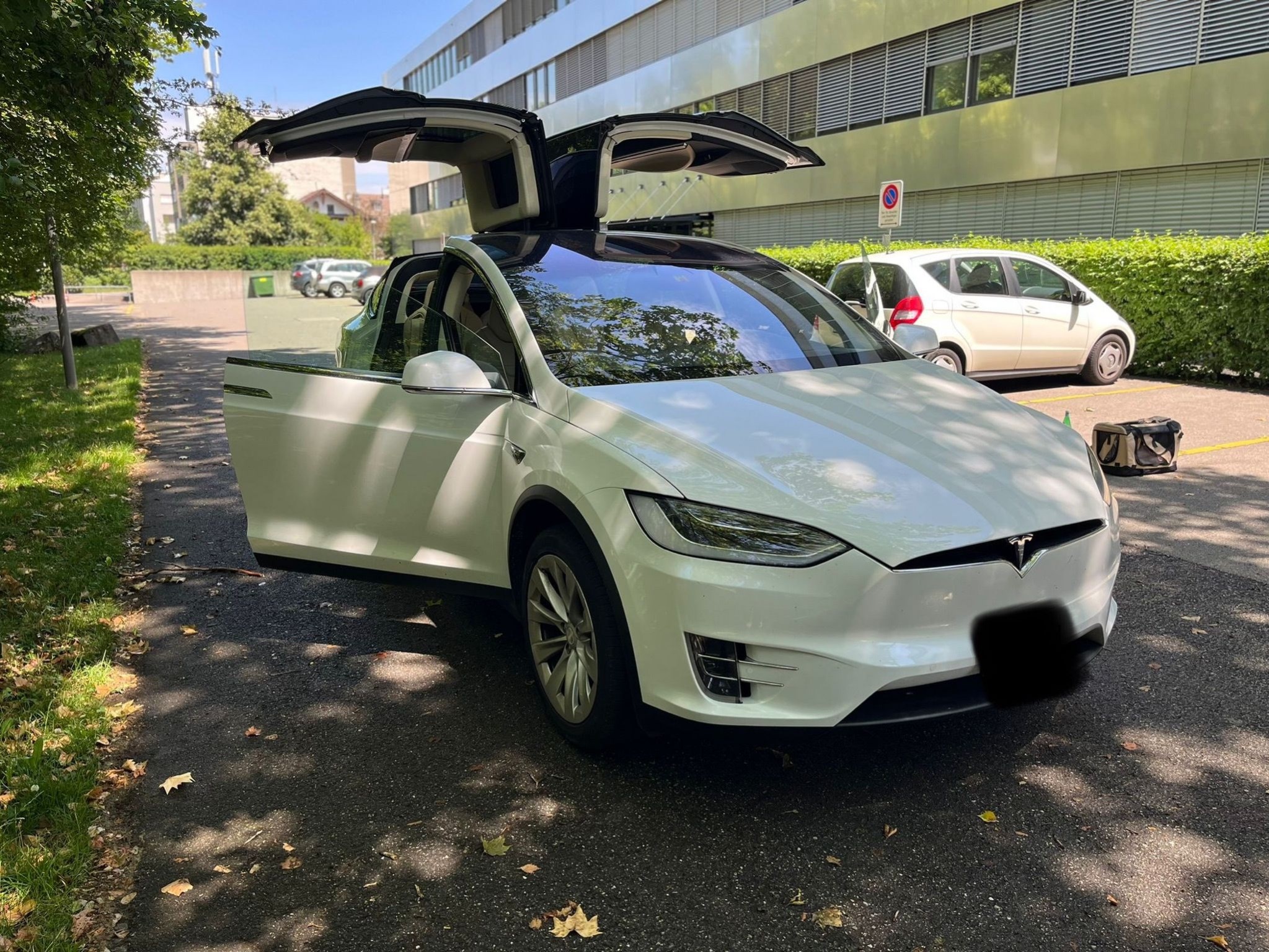 TESLA Model X 90 D