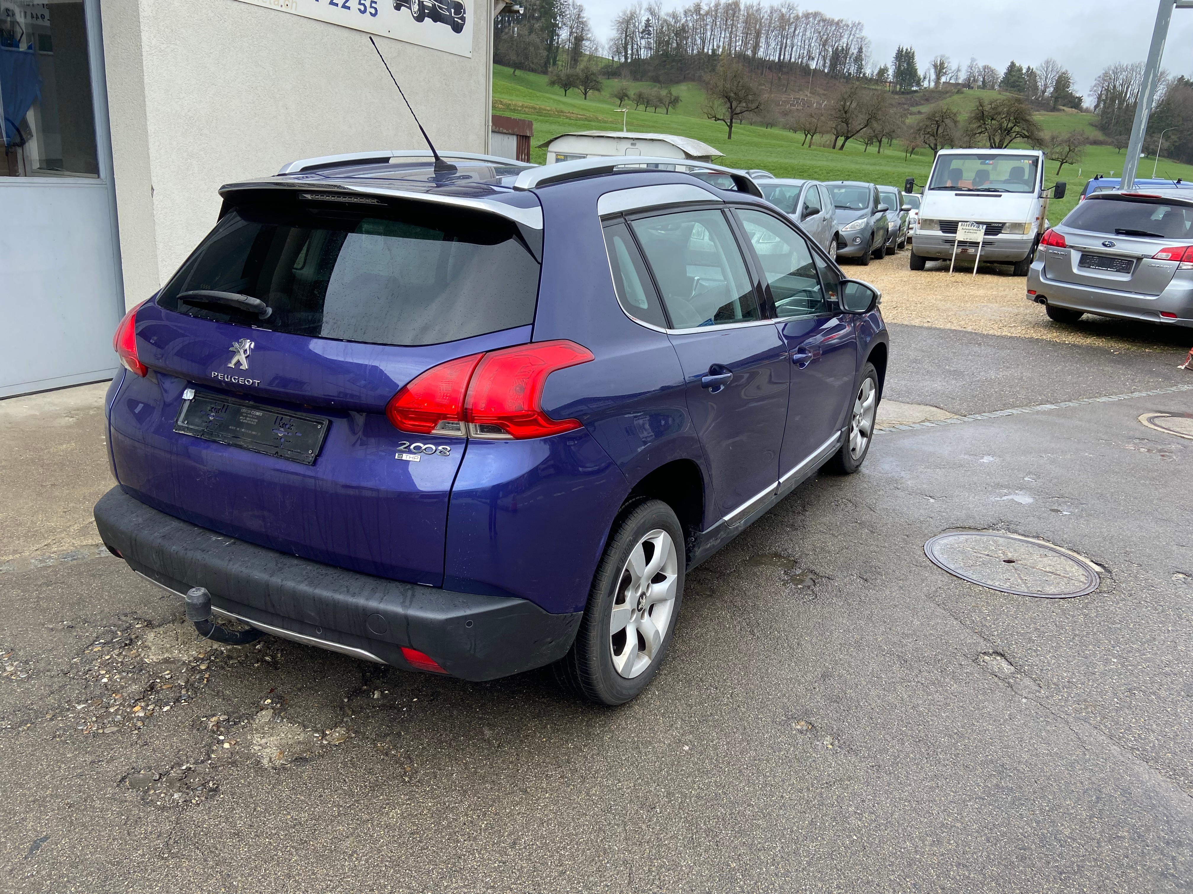 PEUGEOT 2008 1.2 PureTech Allure