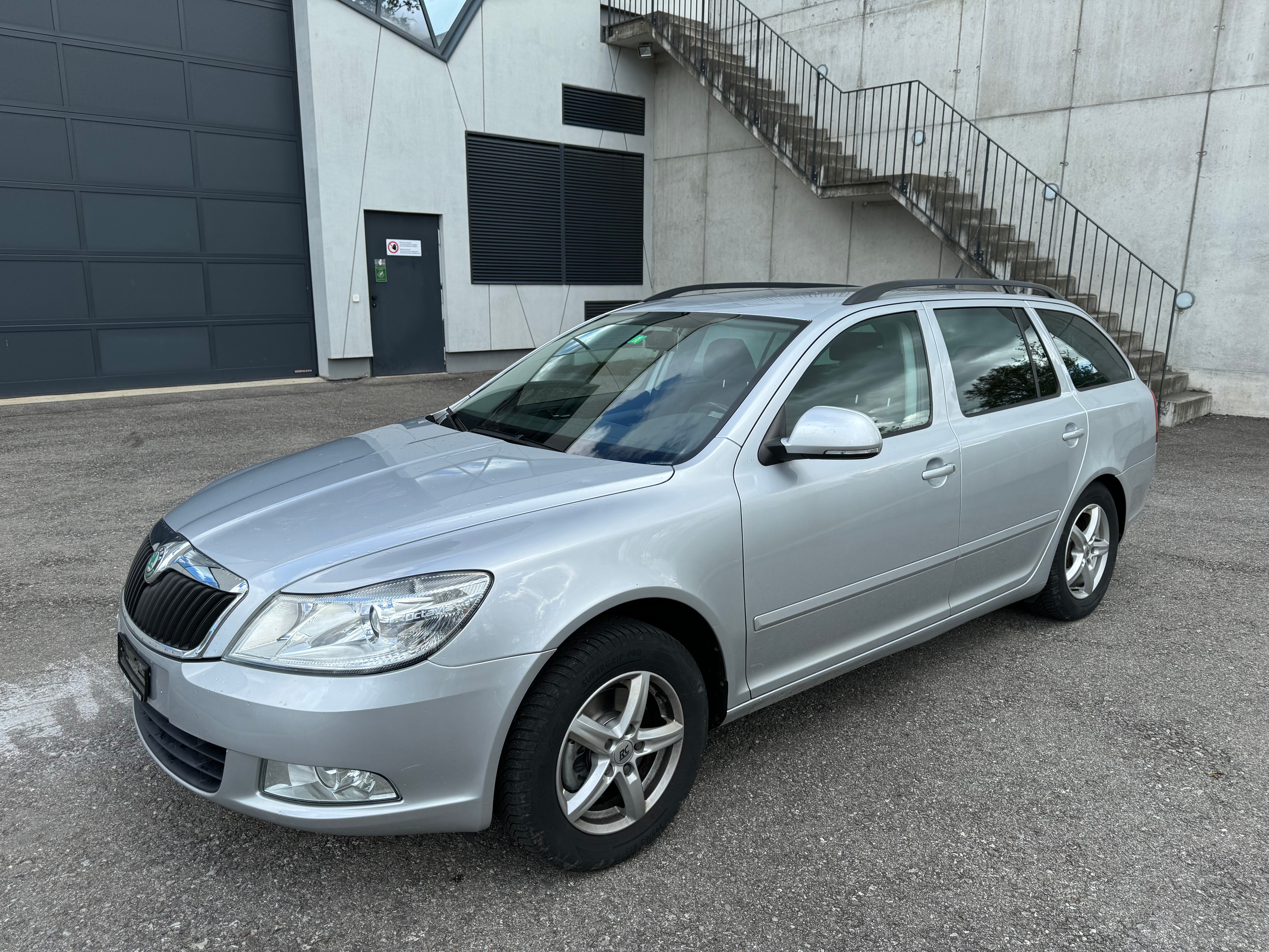 SKODA Octavia Combi 1.8 TSI Elegance