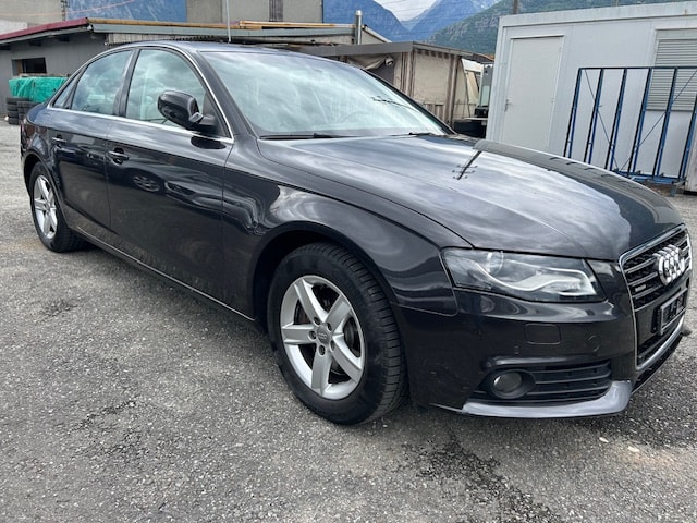 AUDI A4 3.2 FSI quattro tiptronic