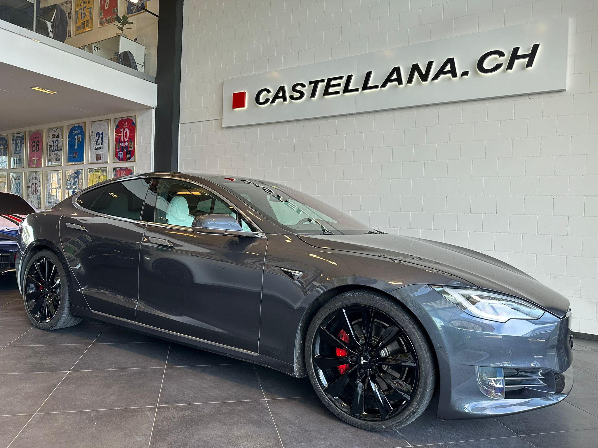 TESLA Model S Performance - 815 PS Raven FSD