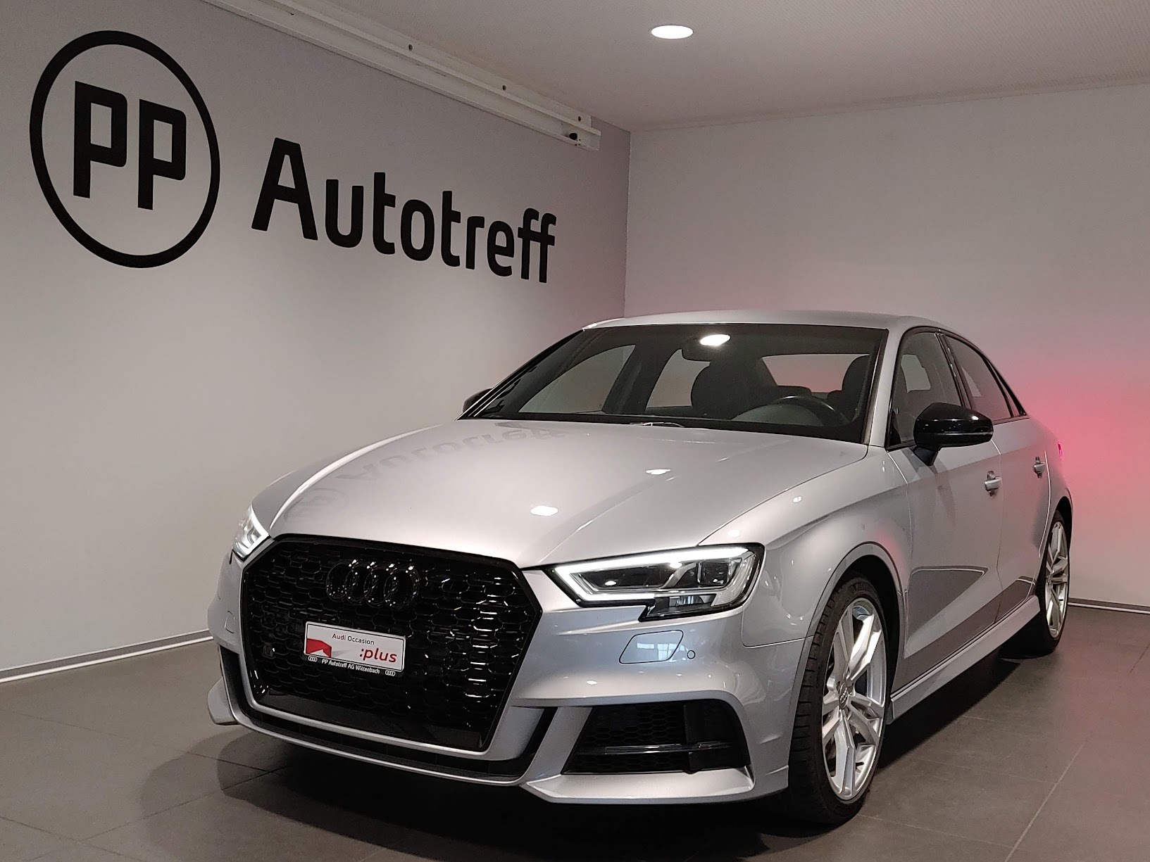 AUDI S3 Limousine 2.0 TFSI quattro S-tronic