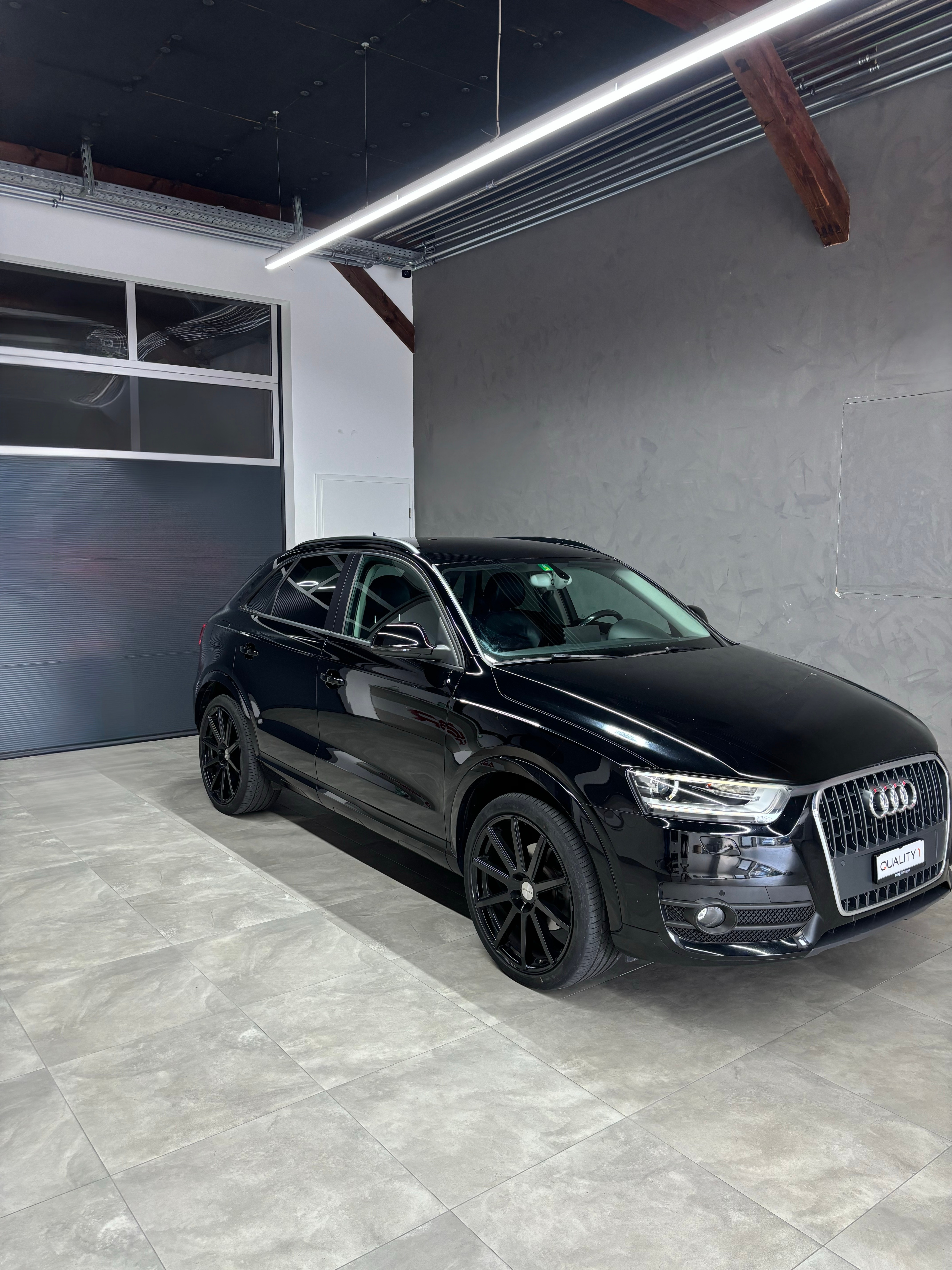 AUDI Q3 2.0 TDI quattro S-tronic