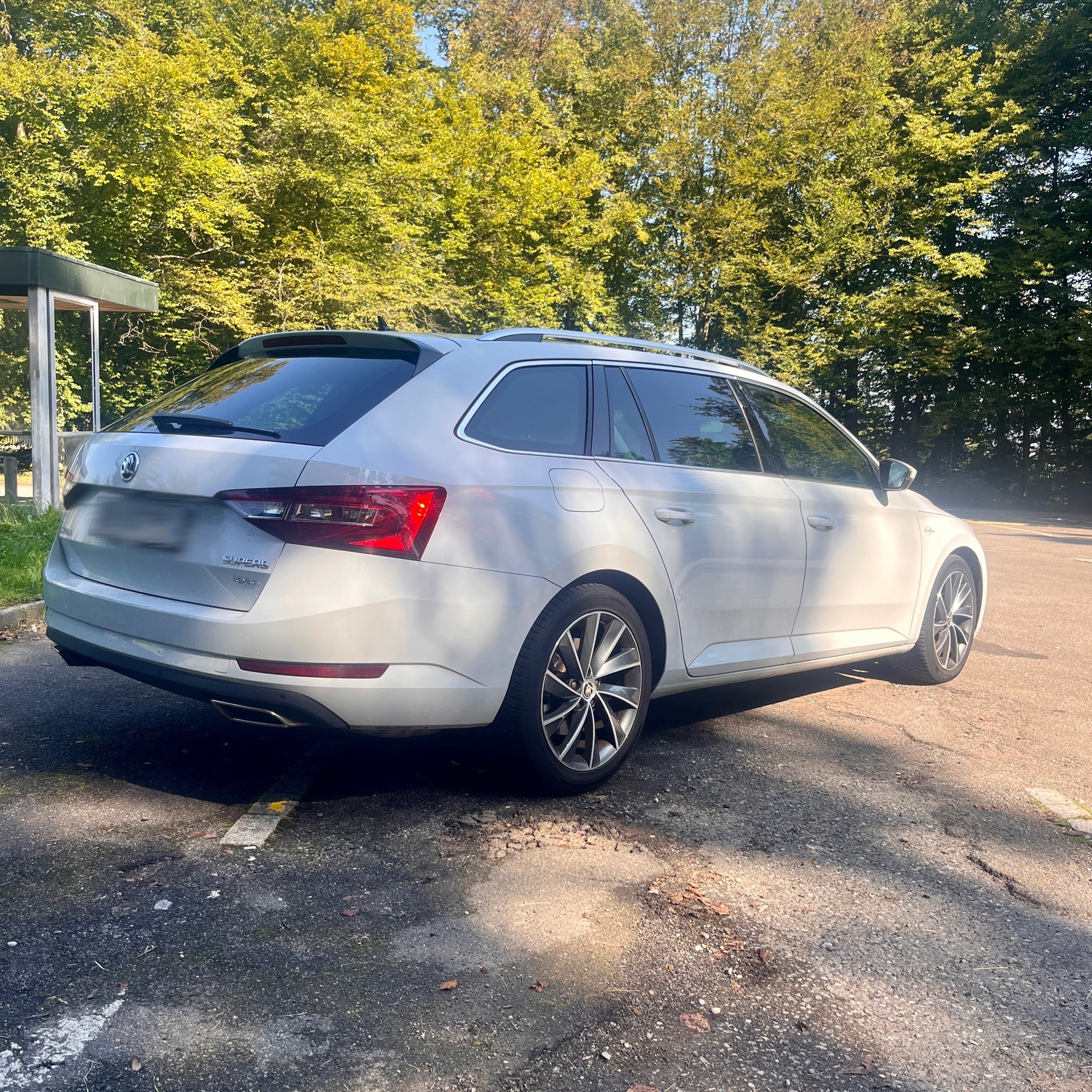 SKODA Superb Combi 2.0 TSI Style DSG 4x4