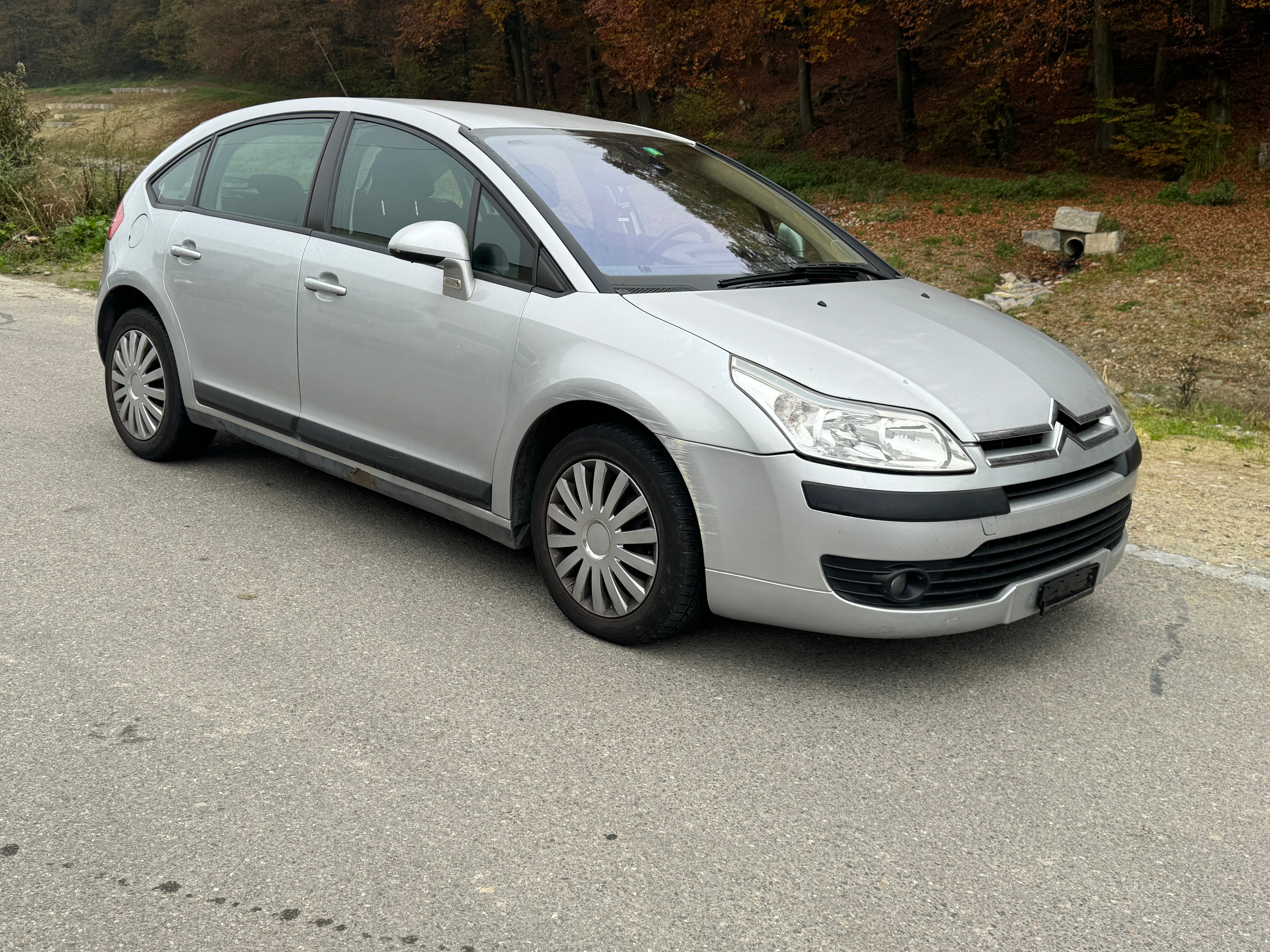 CITROEN C4 Berline 1.6i 16V SX