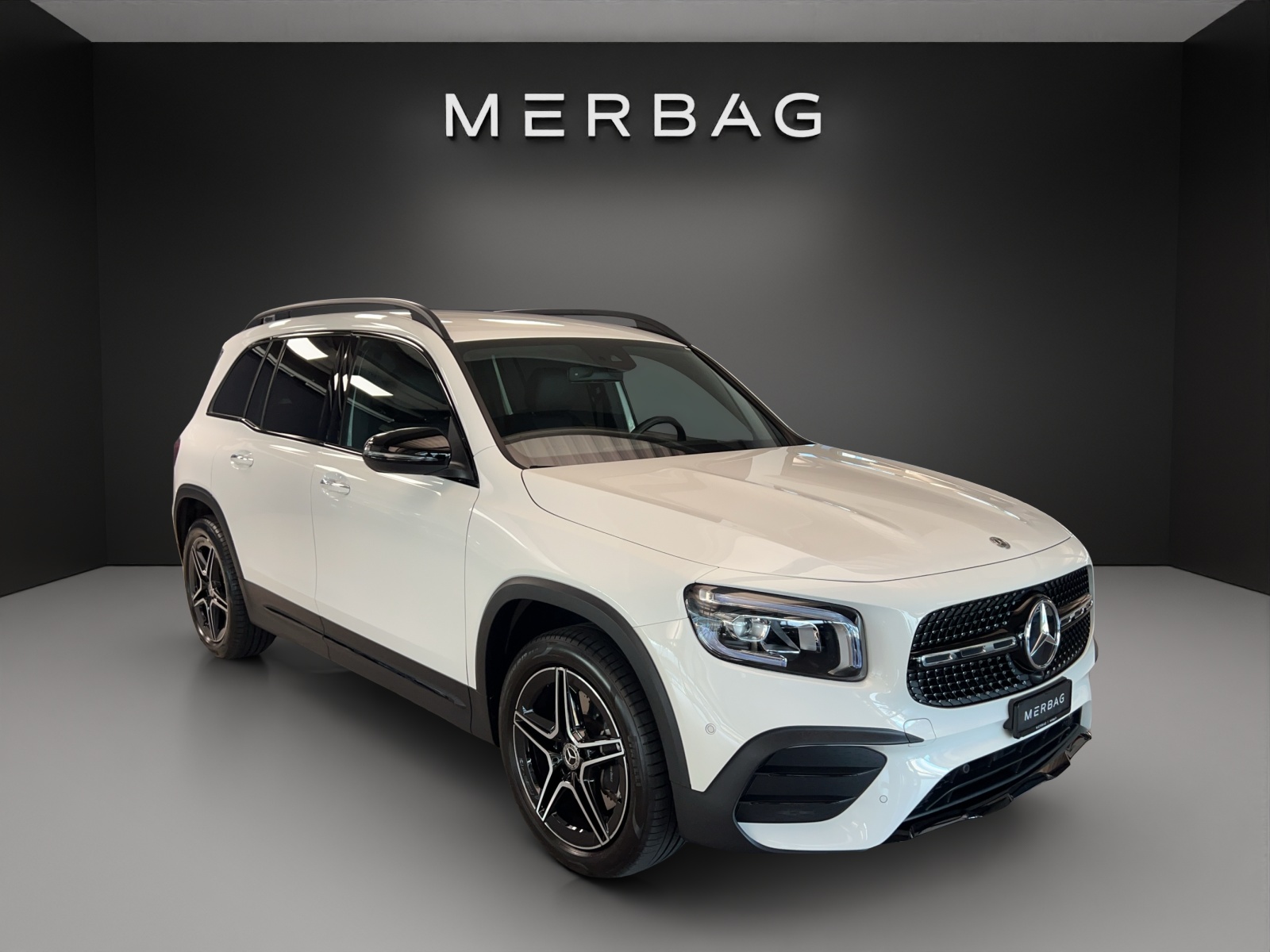 MERCEDES-BENZ GLB 220 d AMG Line