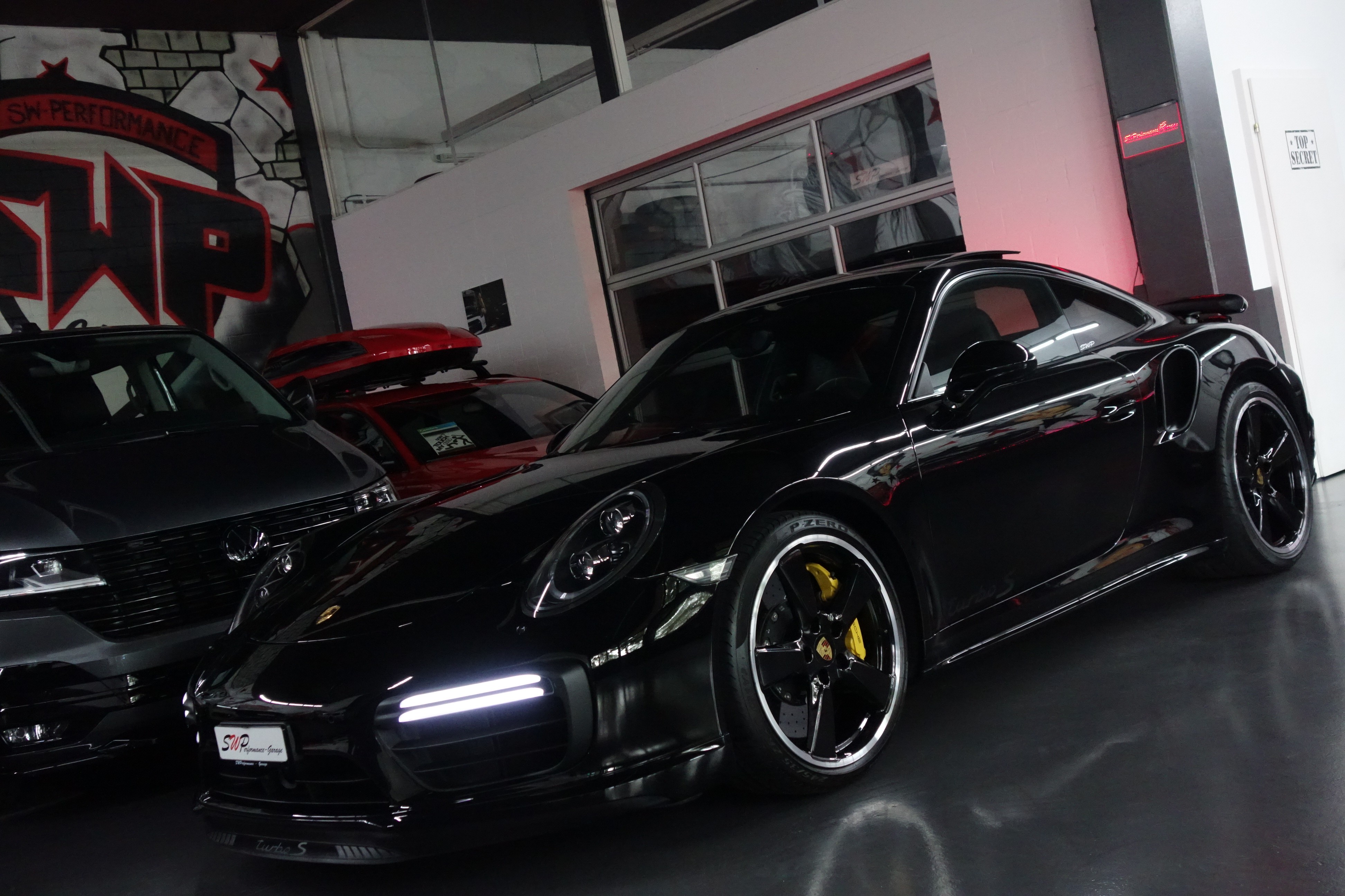 PORSCHE 911 TURBO S PDK LIFTSYSTEM BLACK CH-FZ APPROVED PORSCHE