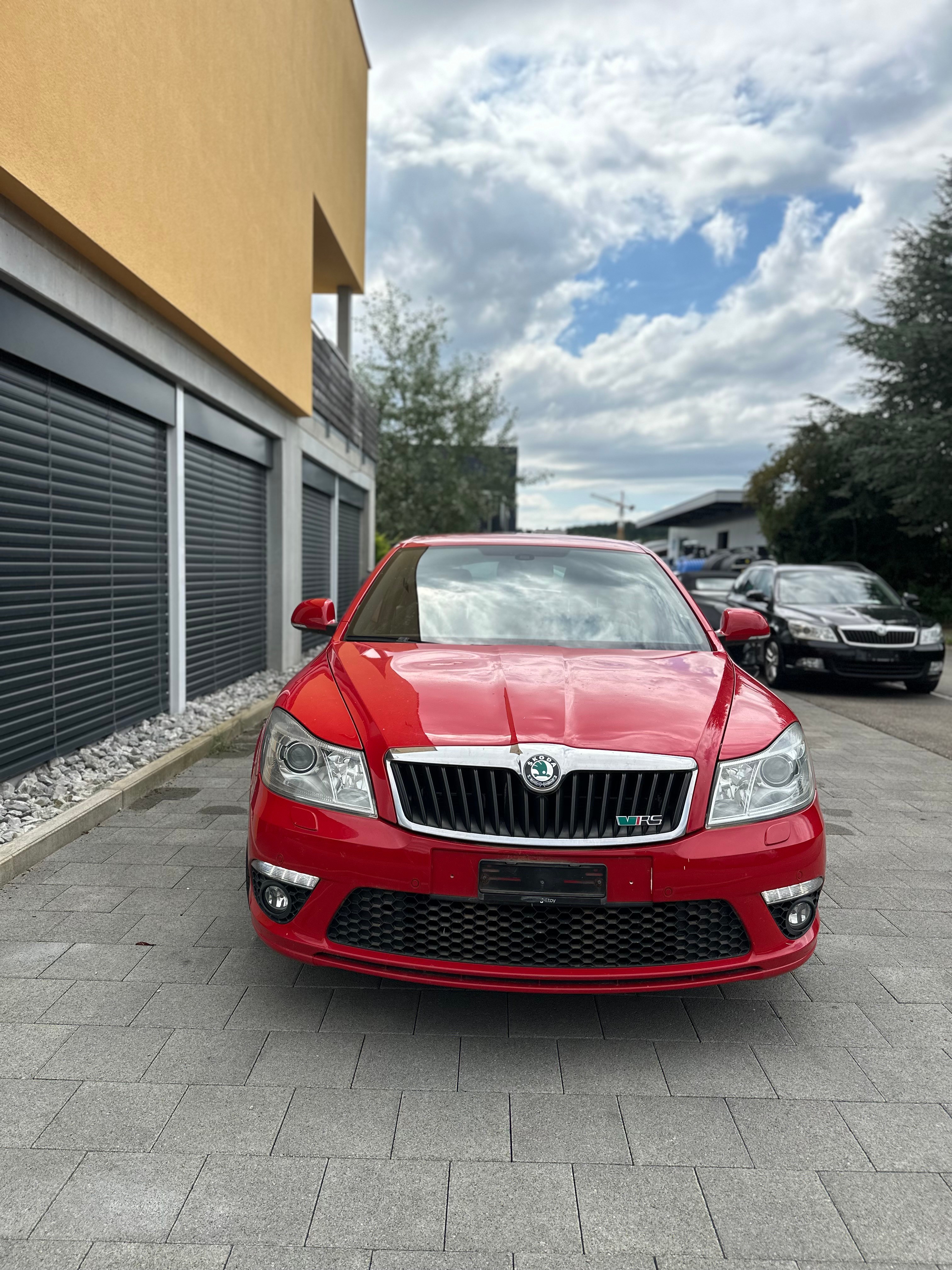 SKODA Octavia 2.0 TSI RS DSG