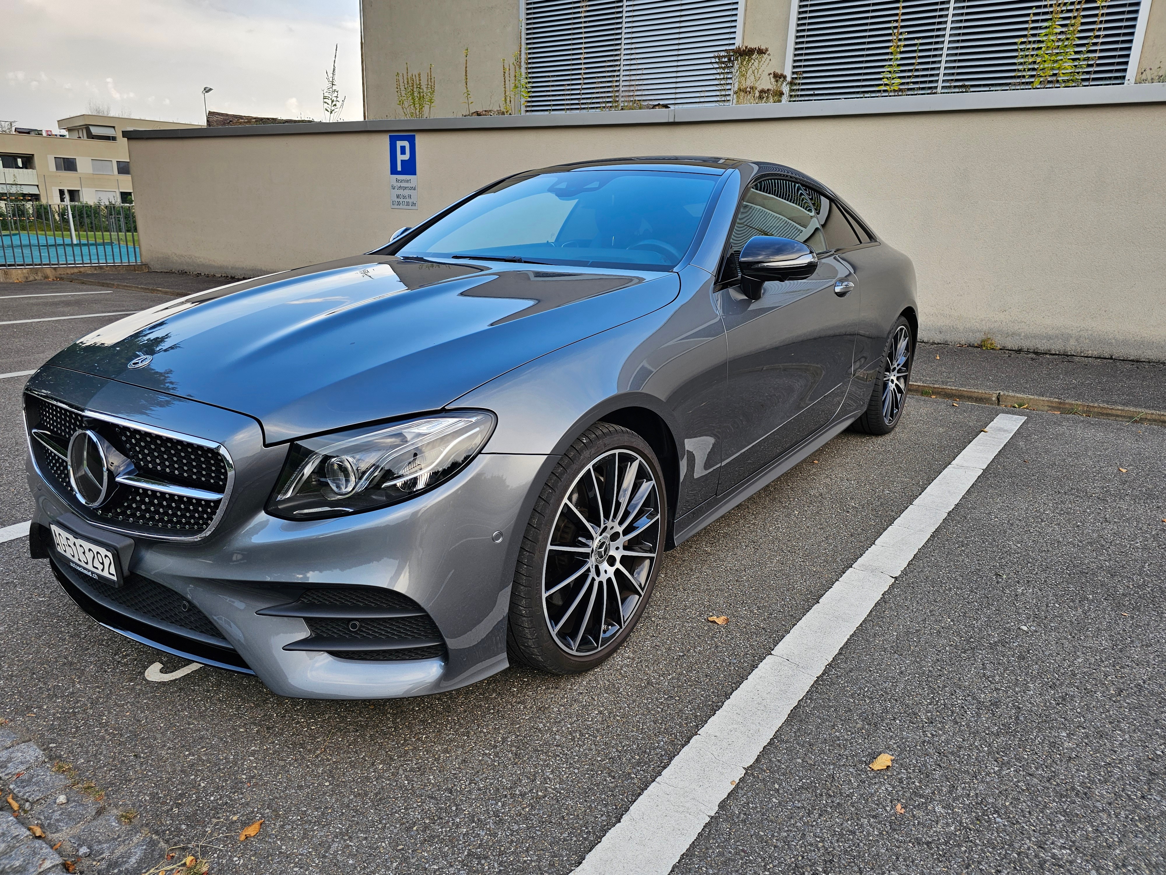 MERCEDES-BENZ E 200 Coupé AMG Line 4 Matic 9G-Tronic