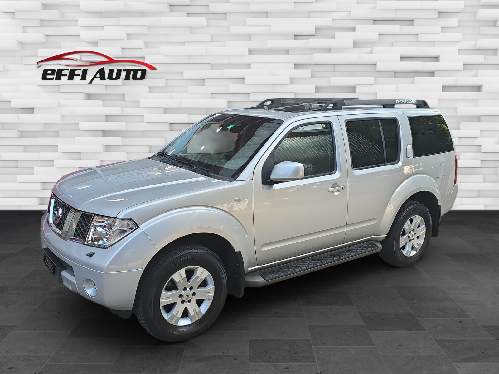 NISSAN Pathfinder 2.5 dCi LE